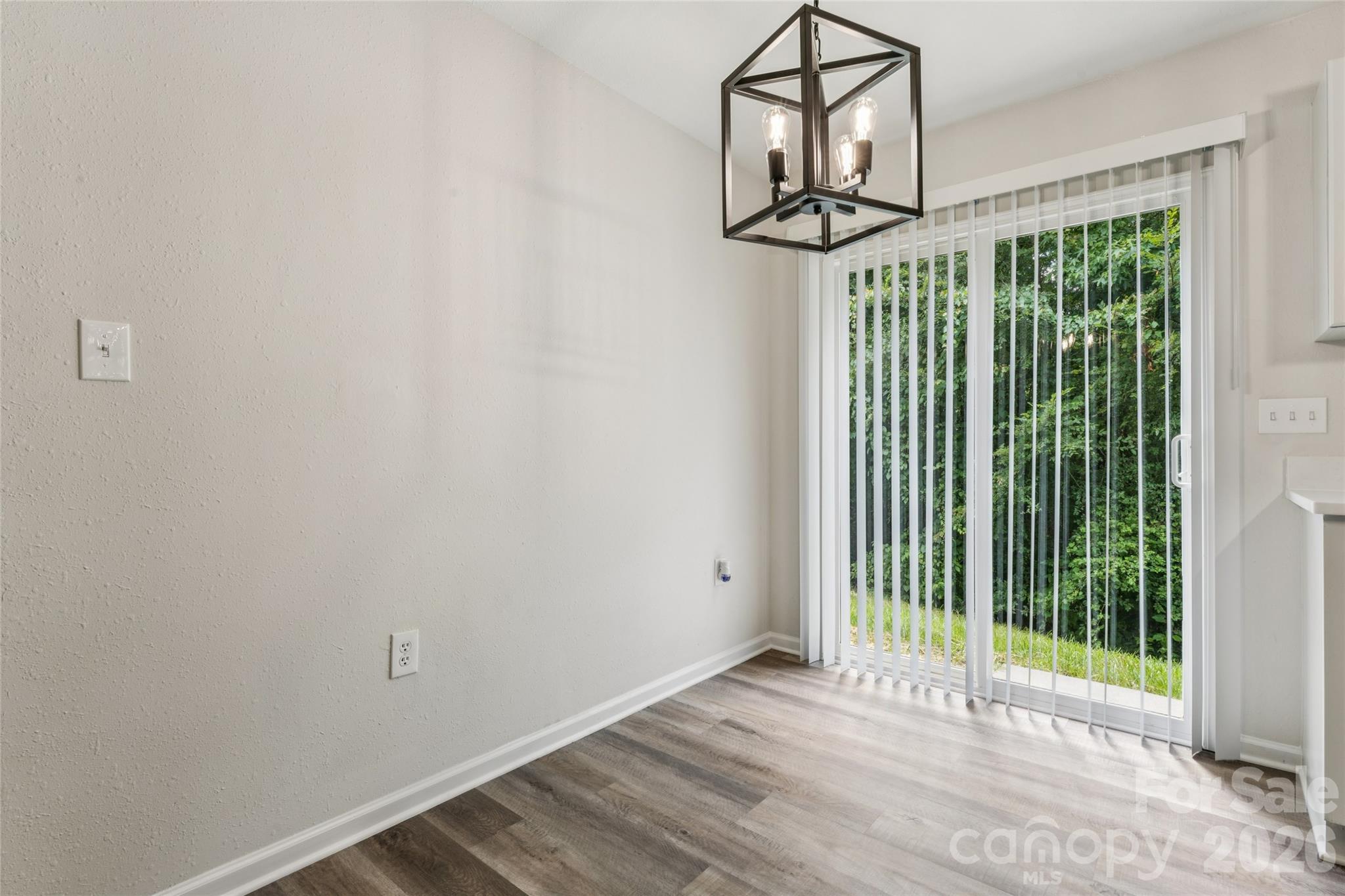 7305 Larwill Lane Property Photo 14