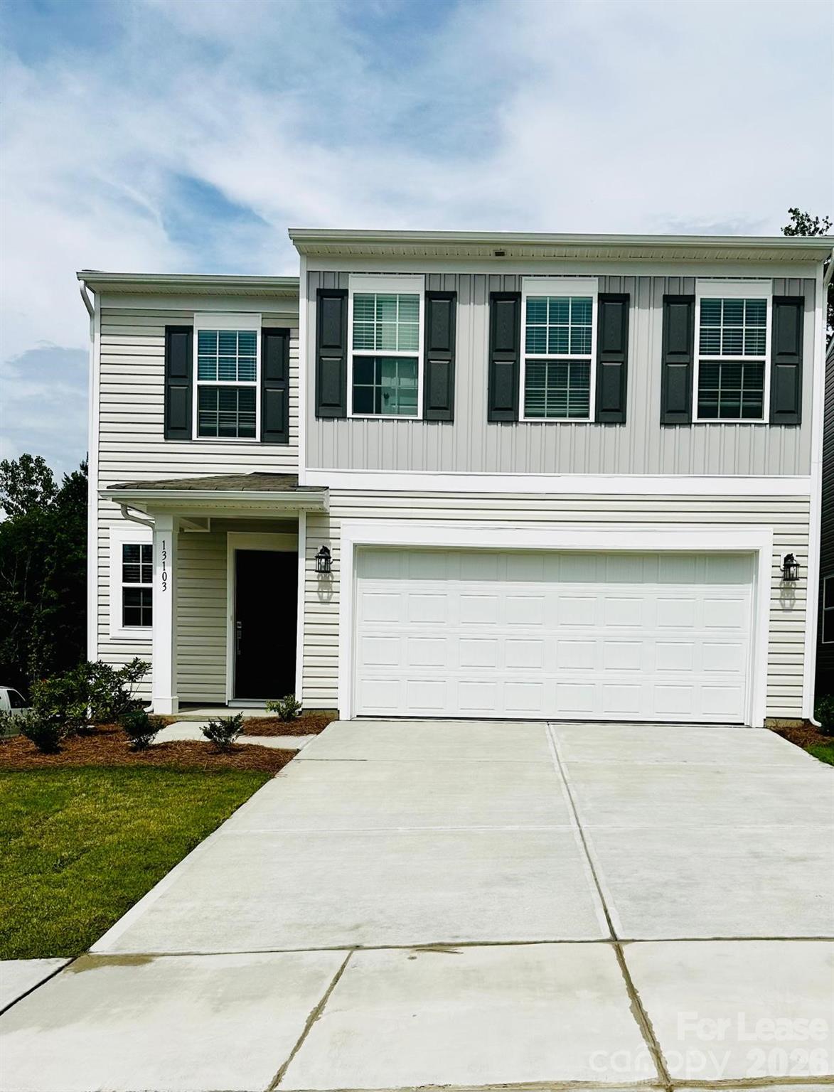 13103 Hampton Bay Lane Property Photo 1