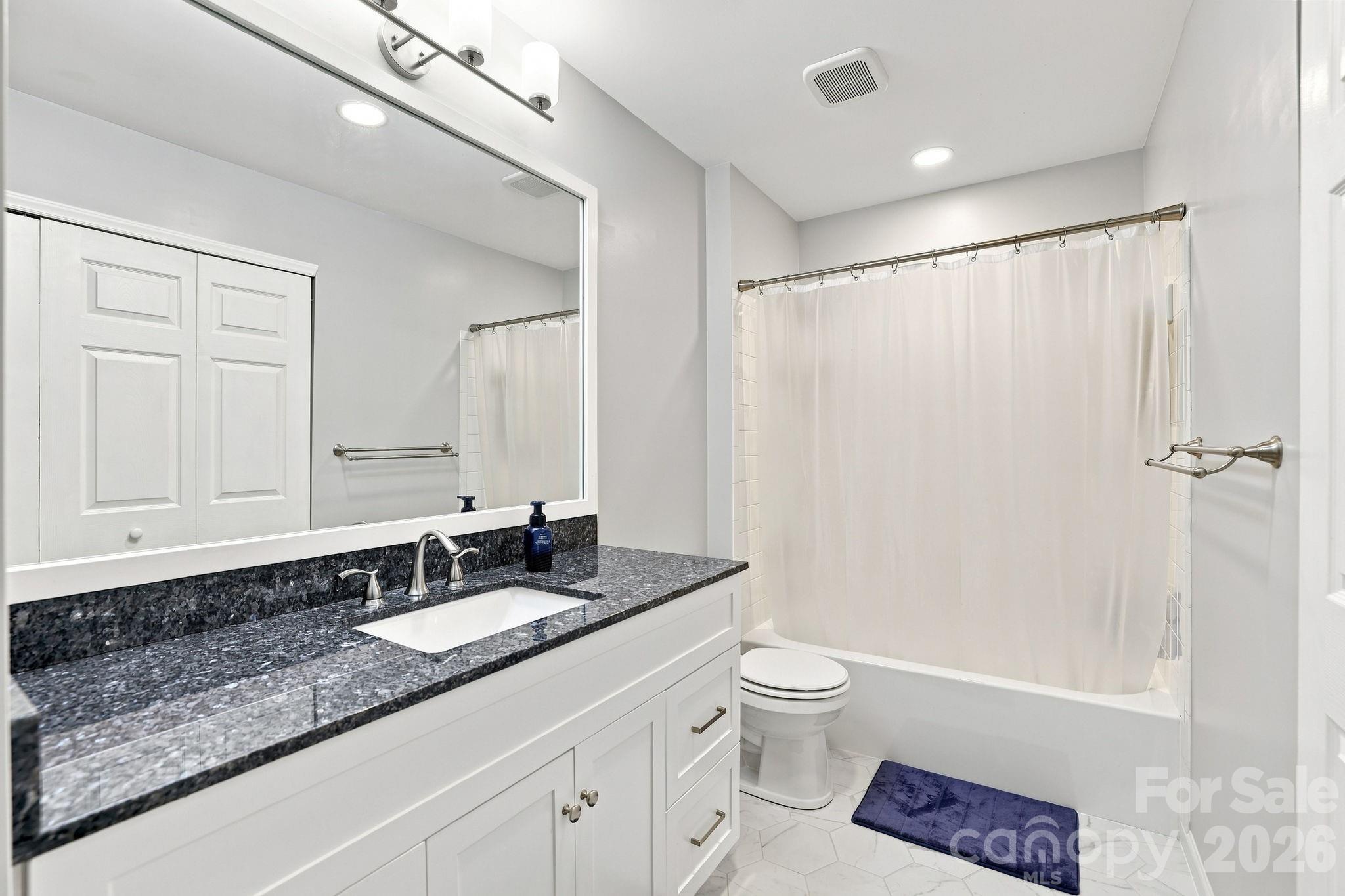 2512 Crescent Knoll Drive Property Photo 25