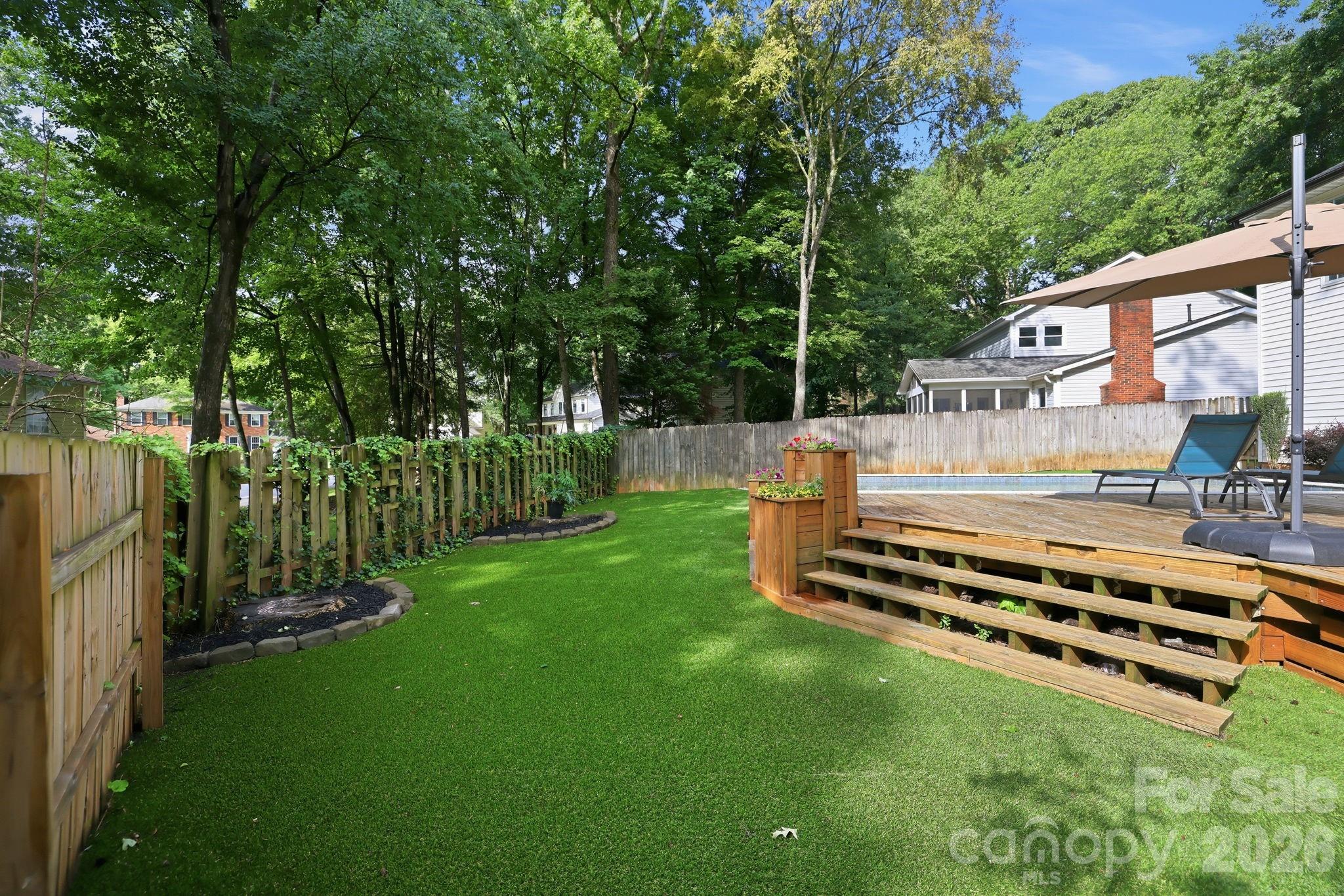 2512 Crescent Knoll Drive Property Photo 37