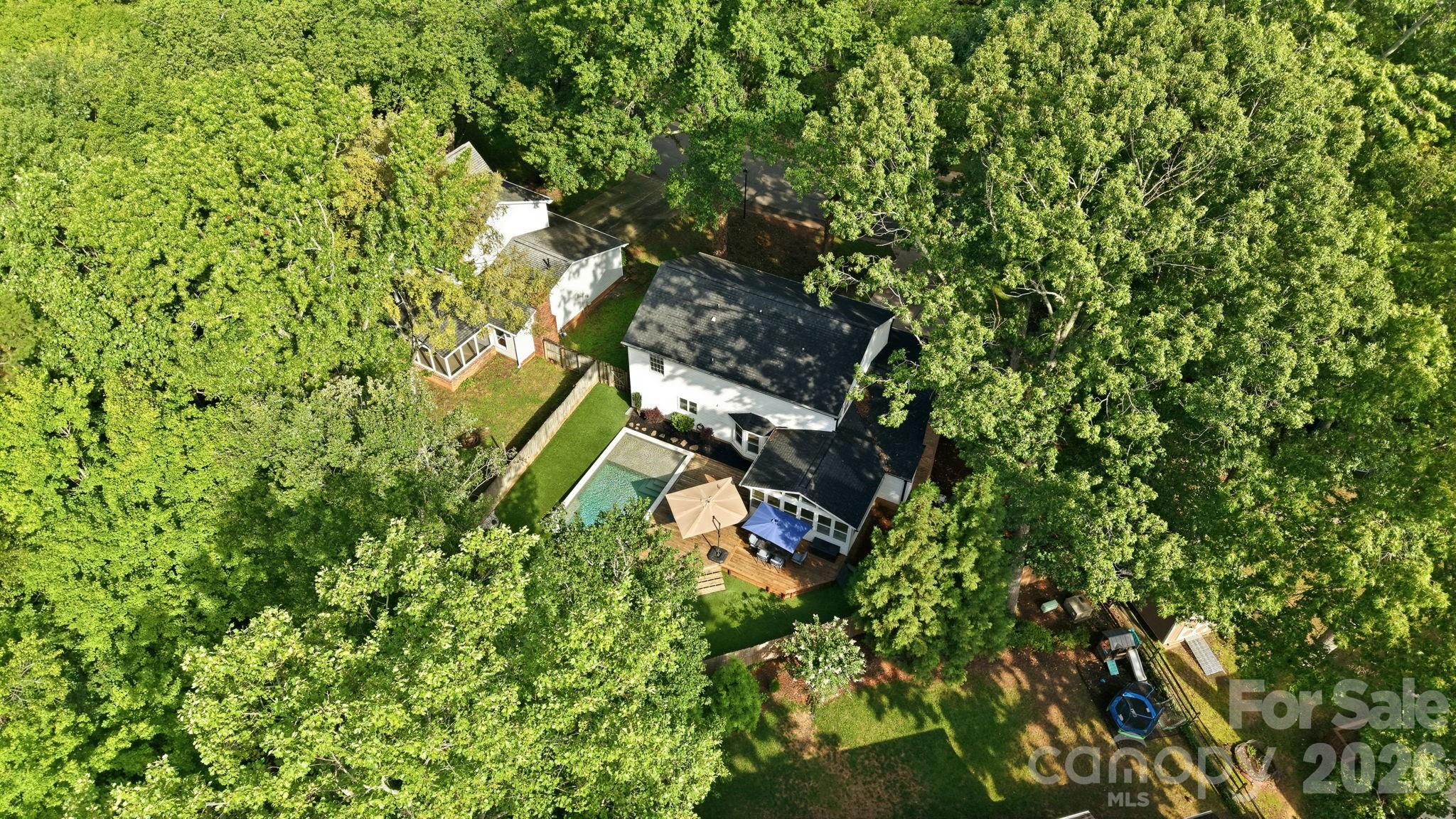 2512 Crescent Knoll Drive Property Photo 40