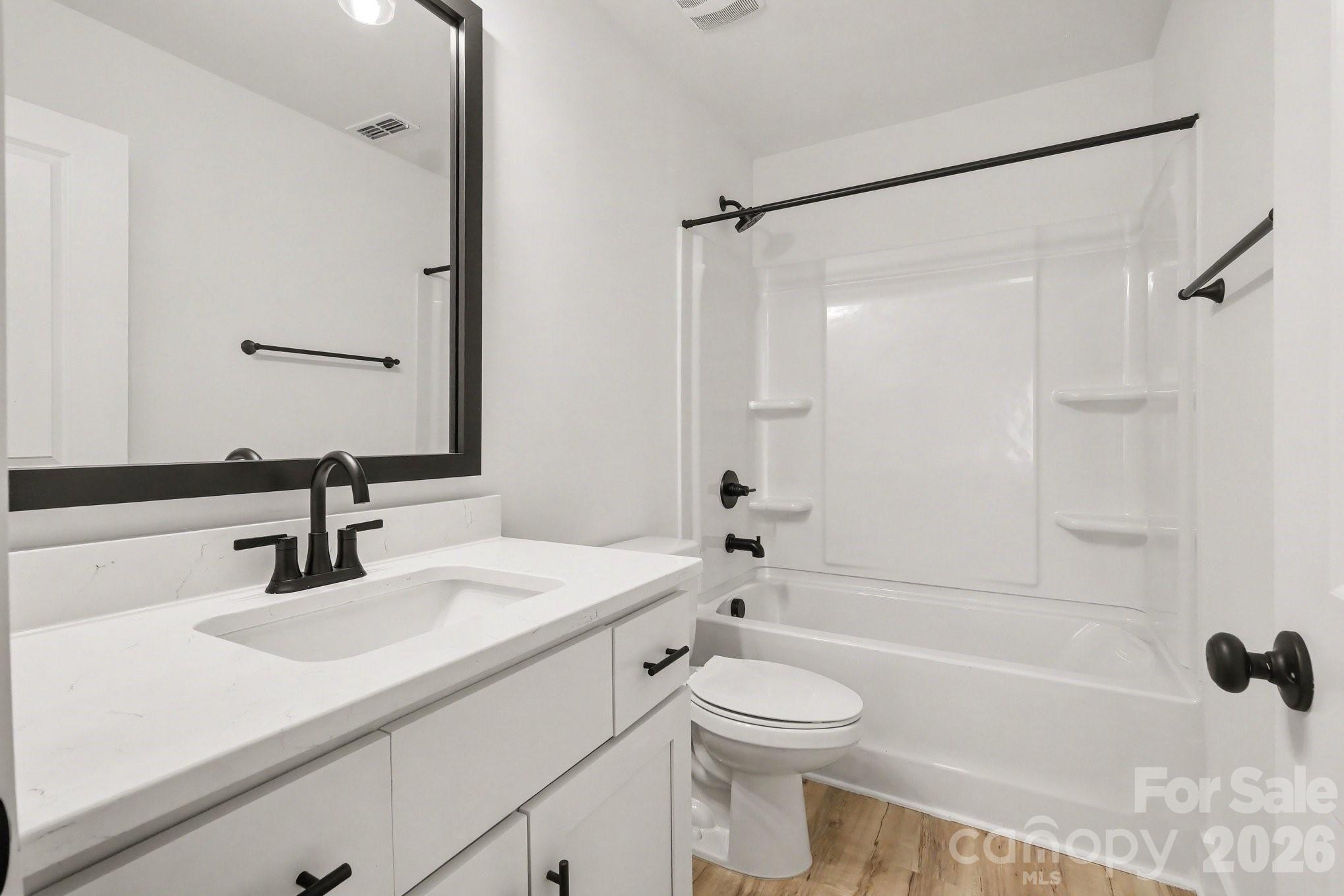 308 E Talleyrand Avenue Property Photo 13