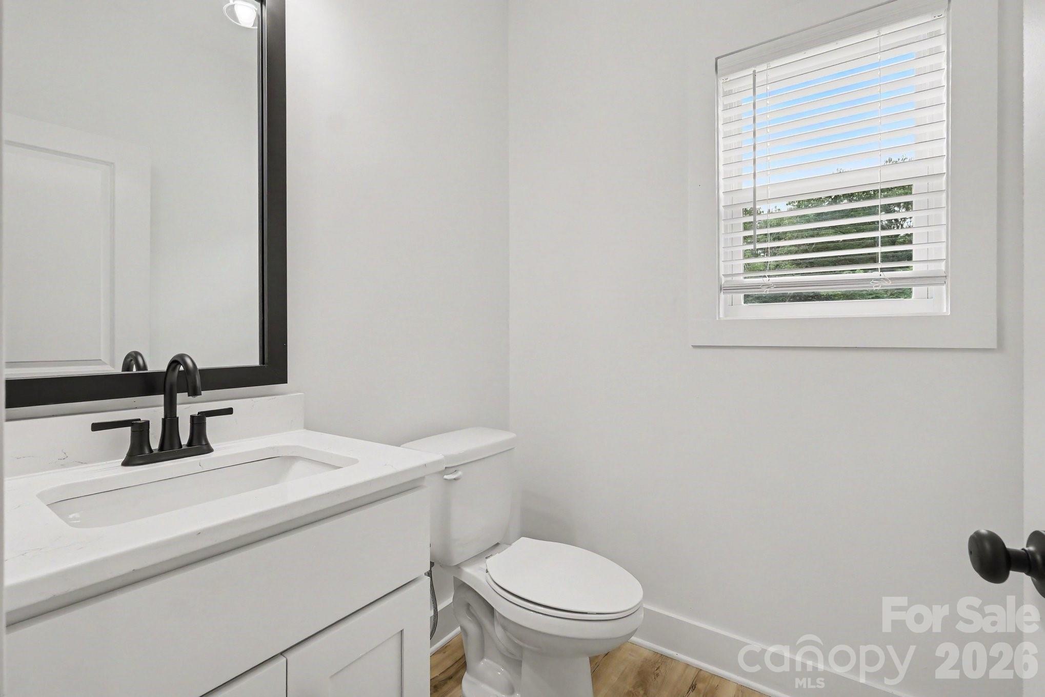 308 E Talleyrand Avenue Property Photo 15