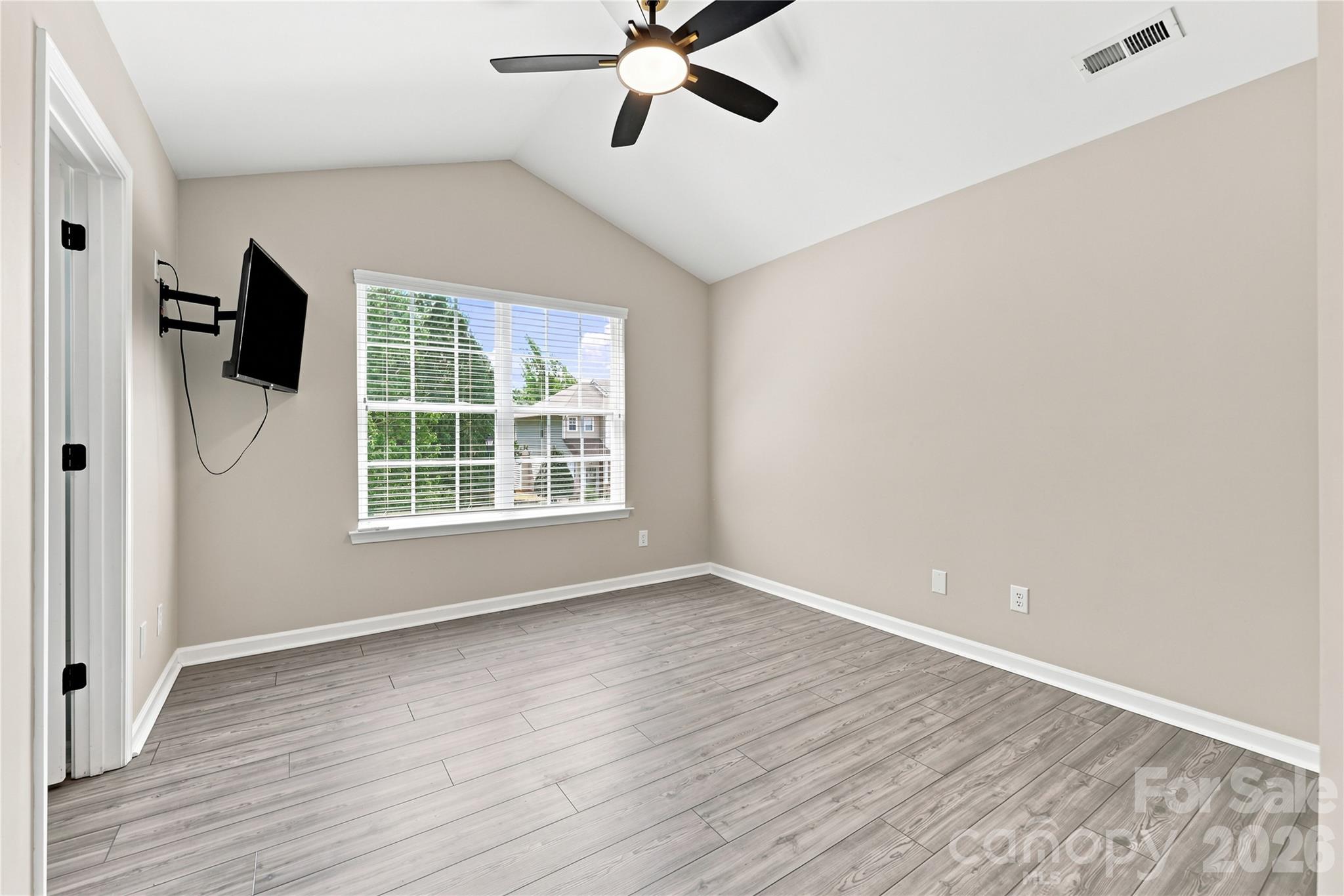 231 Dawn Mist Lane Property Photo 19