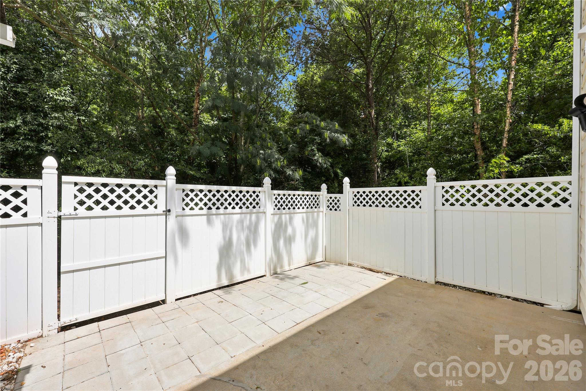 231 Dawn Mist Lane Property Photo 29