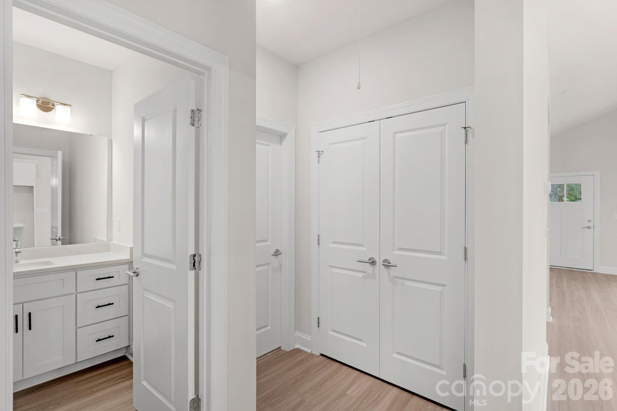 1107 Burke Street Property Photo 18