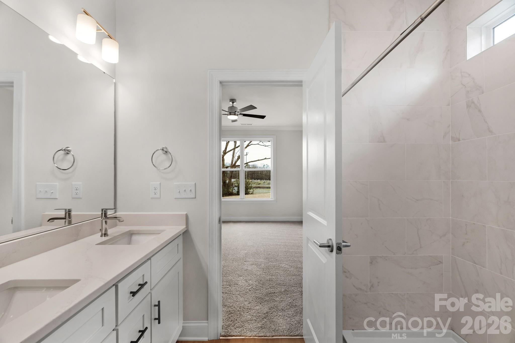 1107 Burke Street Property Photo 25