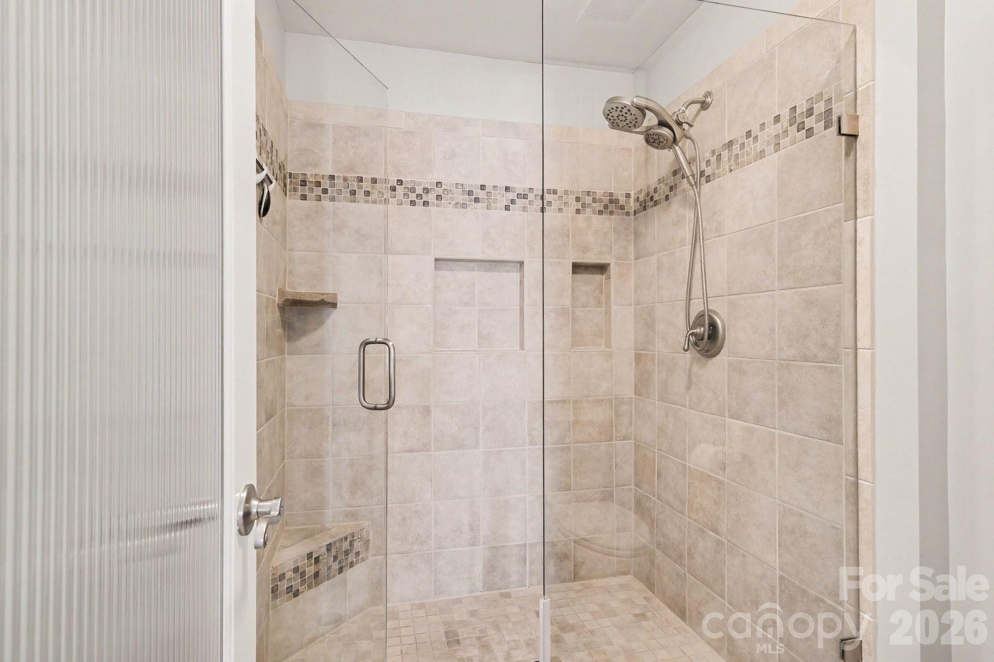 18613 Vineyard Point Lane Property Photo 24