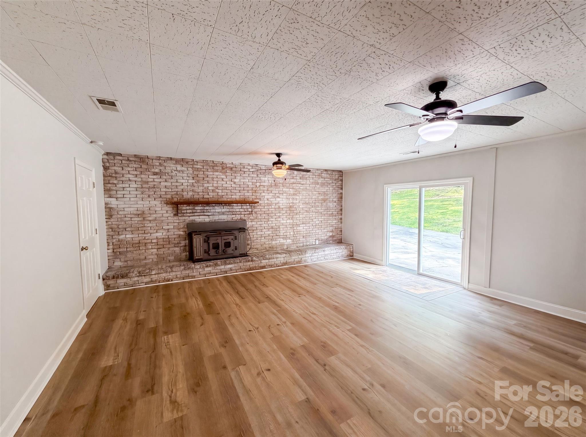 529 Timberlane Drive Property Photo 3