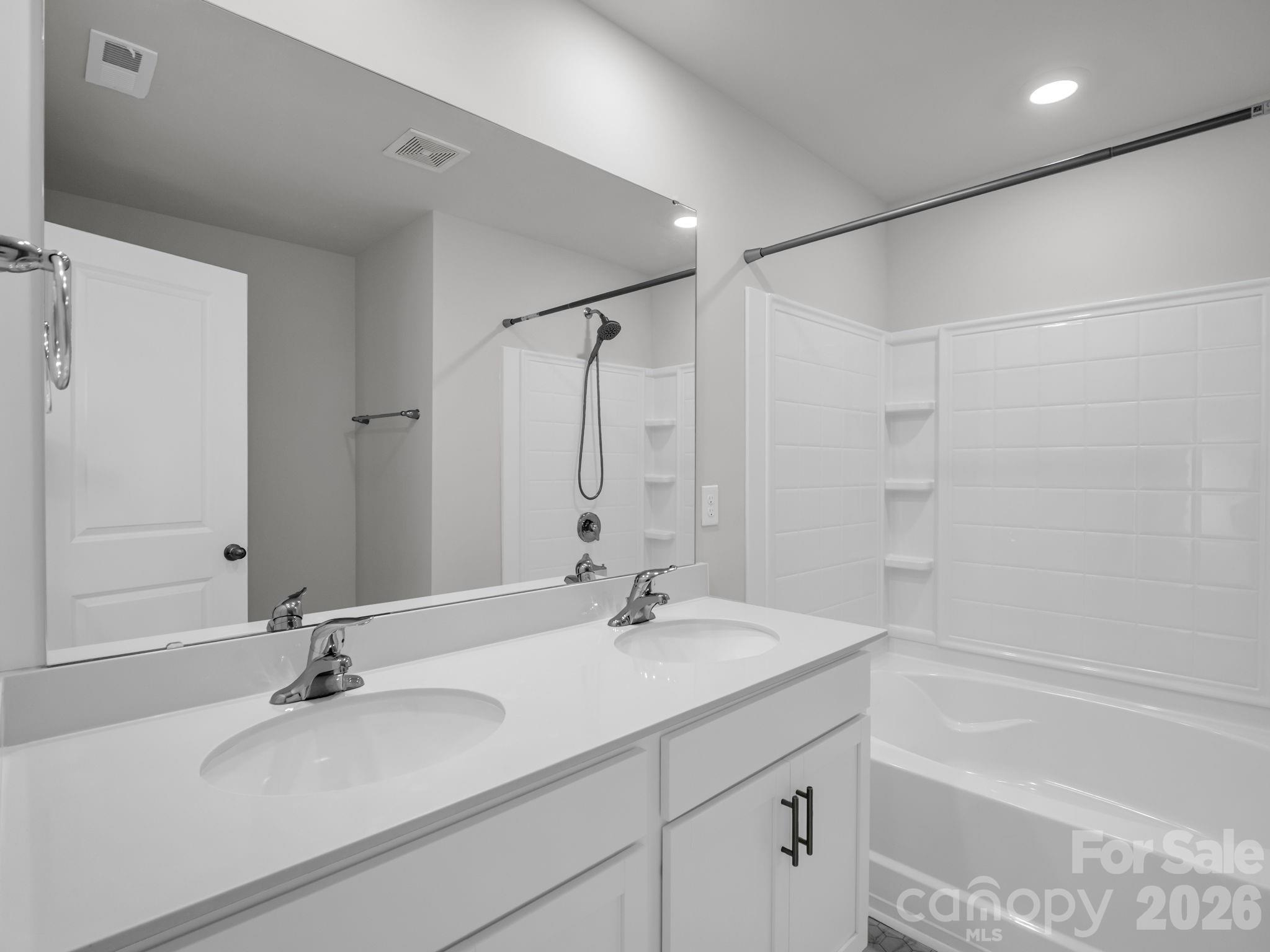 126 Ashelyn Park Drive 53 Property Photo 41