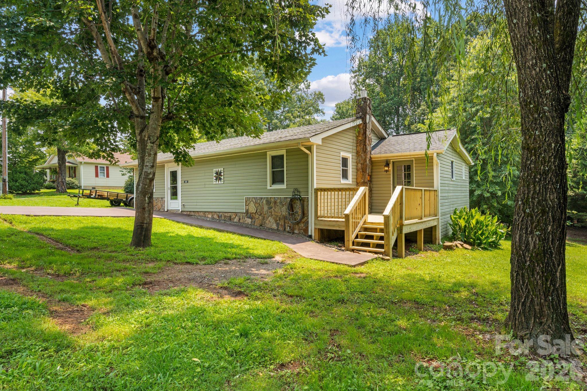 232 New Hope Way Property Photo 6