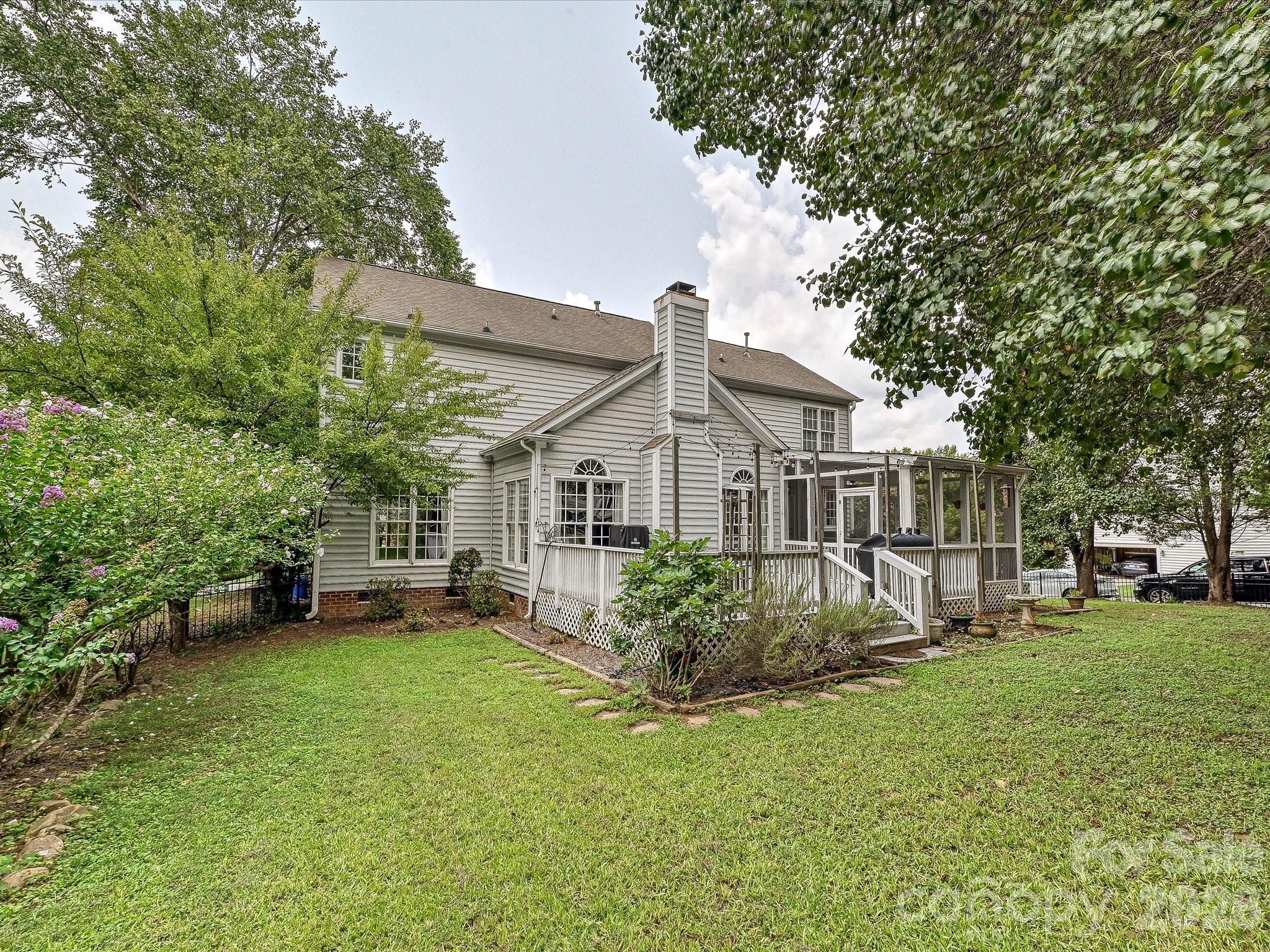 2805 Peverell Lane Property Photo 36