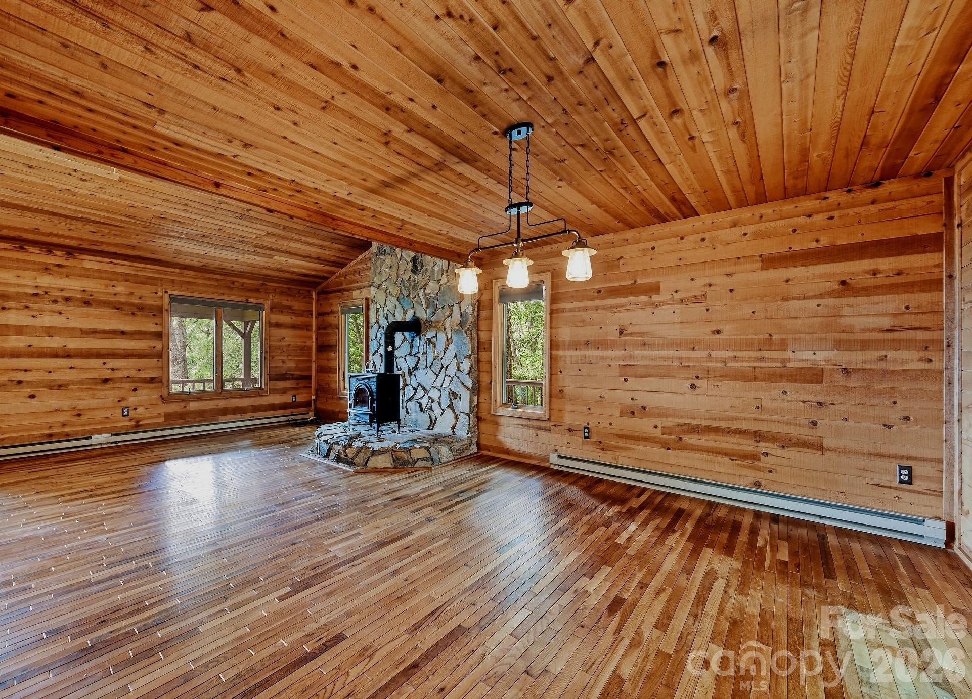 900 Mountain Cove Road Property Photo 13