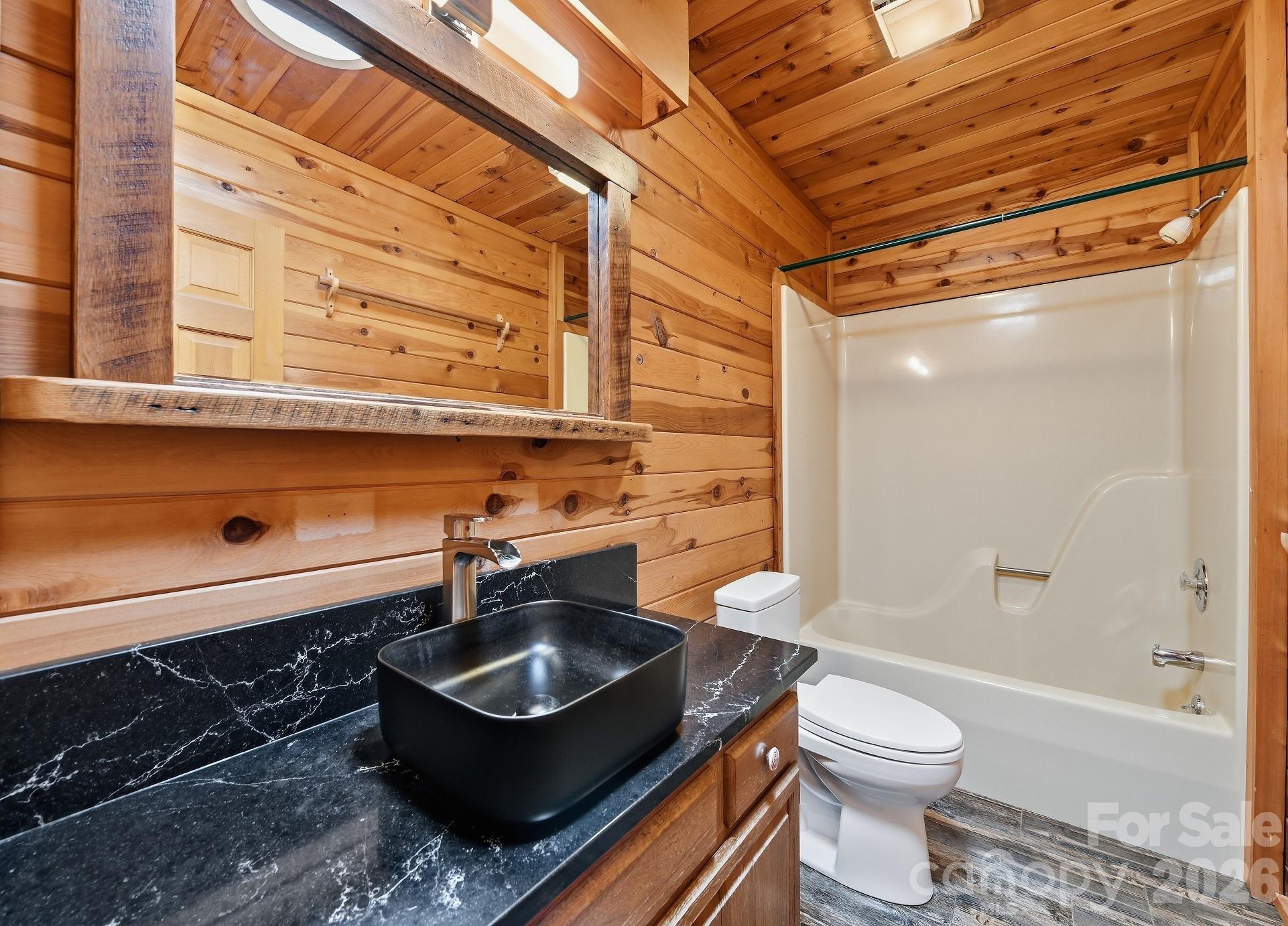 900 Mountain Cove Road Property Photo 33