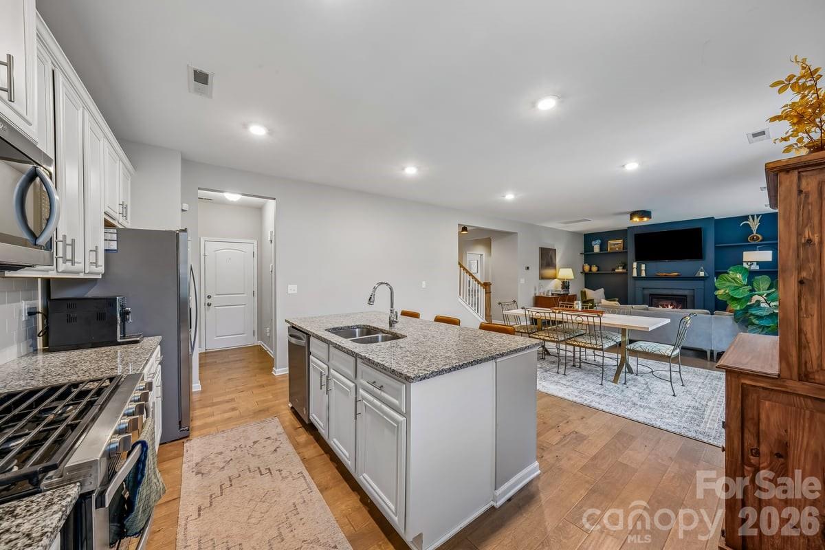 1809 Shelbourne Way Property Photo 17