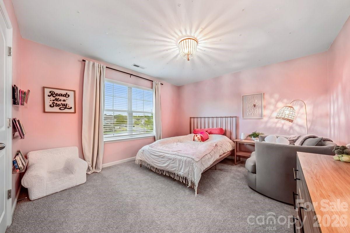 1809 Shelbourne Way Property Photo 33