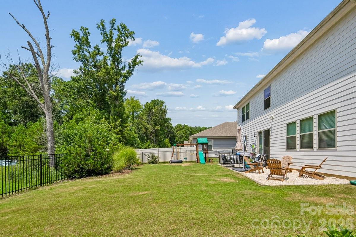 1809 Shelbourne Way Property Photo 38