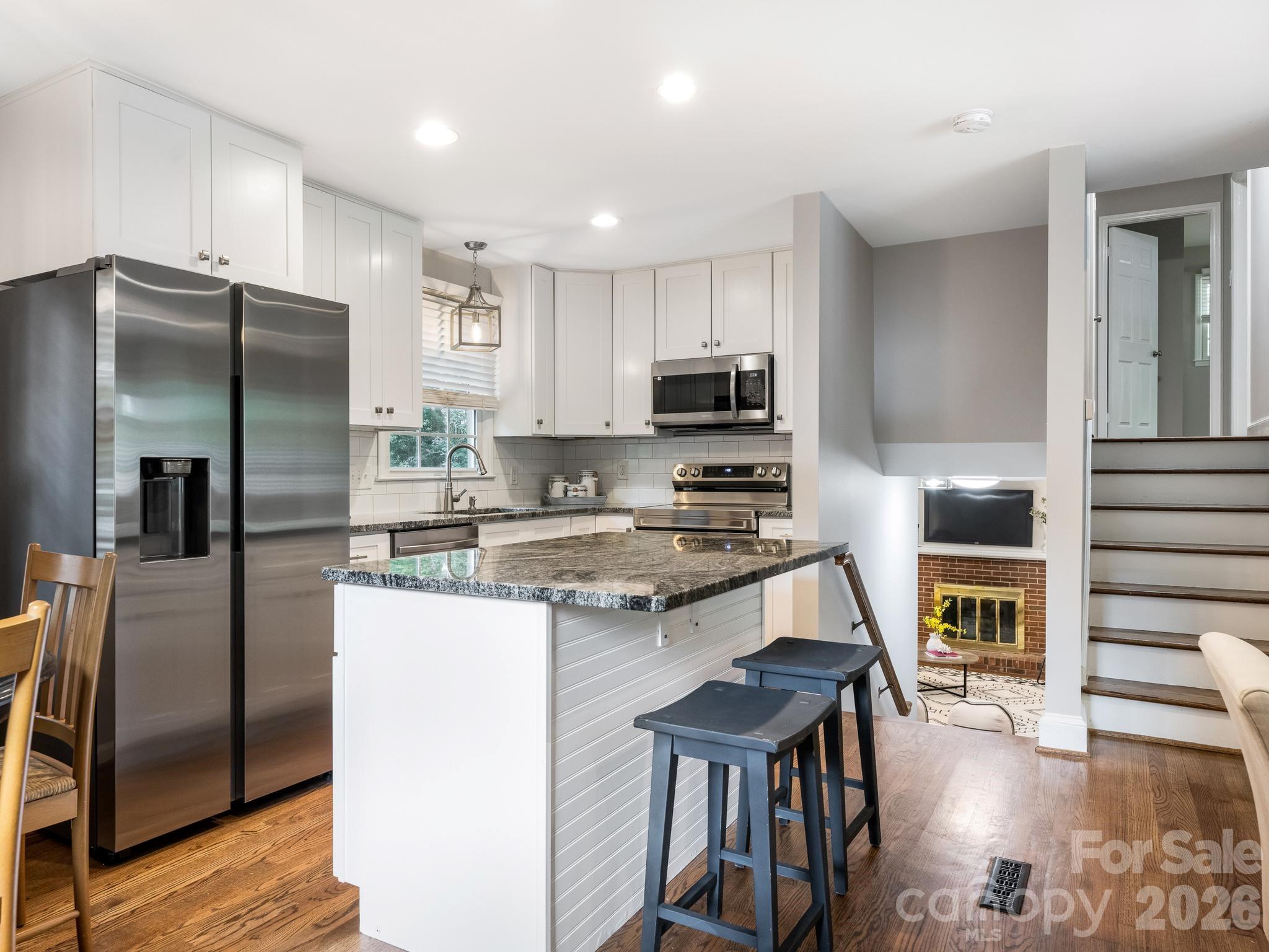 7518 Riding Trail Road Property Photo 9