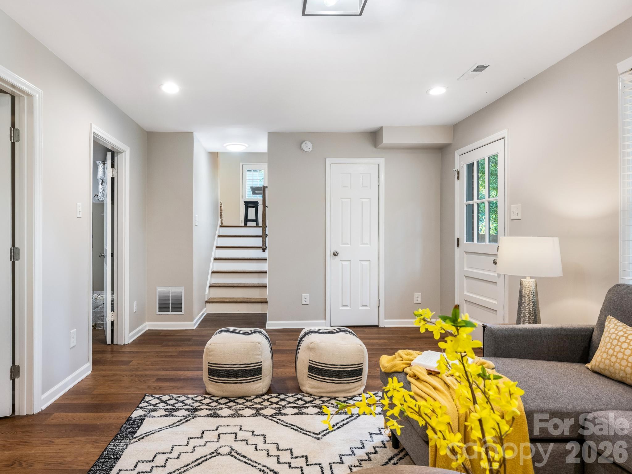 7518 Riding Trail Road Property Photo 14