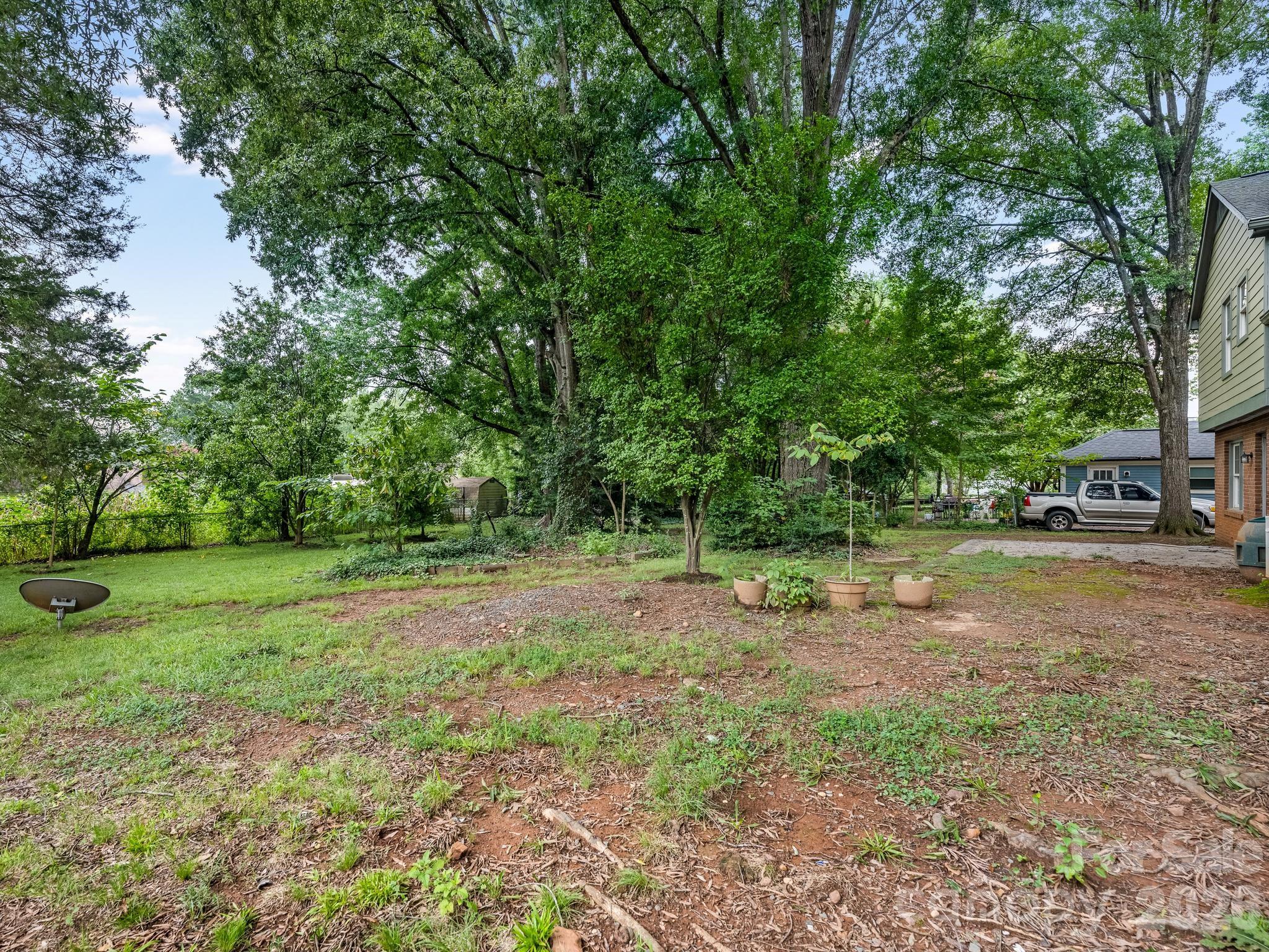 7518 Riding Trail Road Property Photo 23