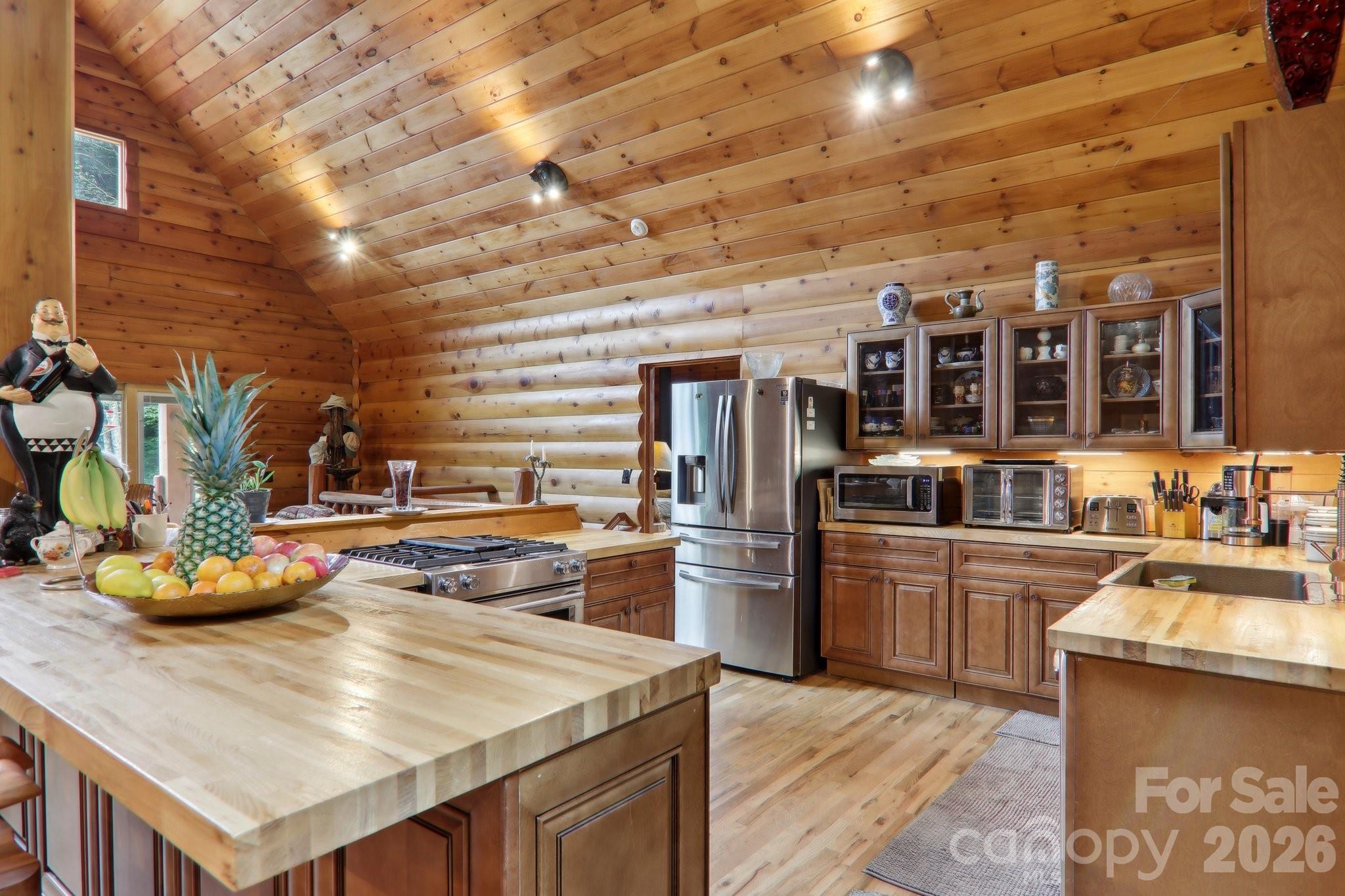 4501 Cove Creek Road Property Photo 16