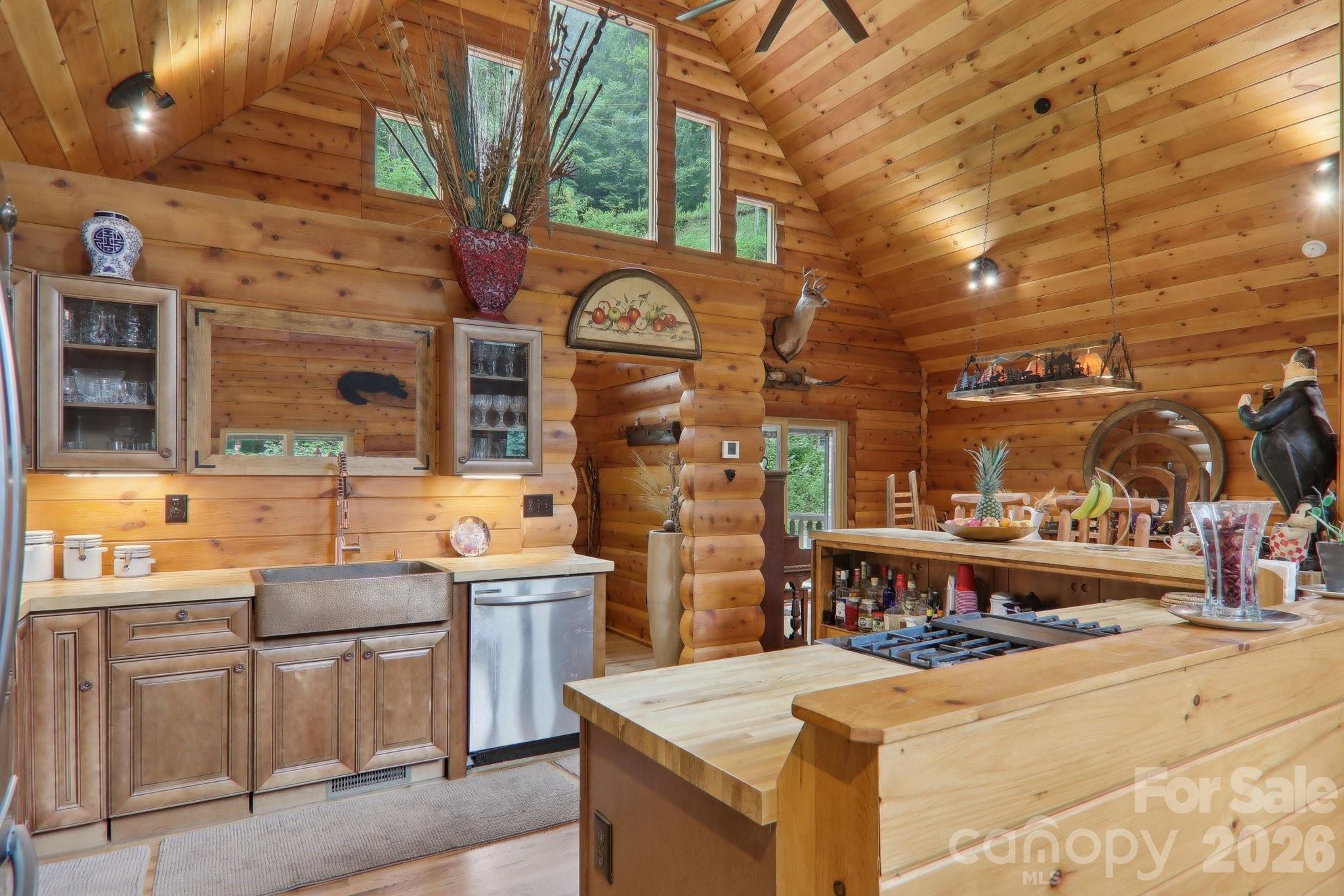 4501 Cove Creek Road Property Photo 17