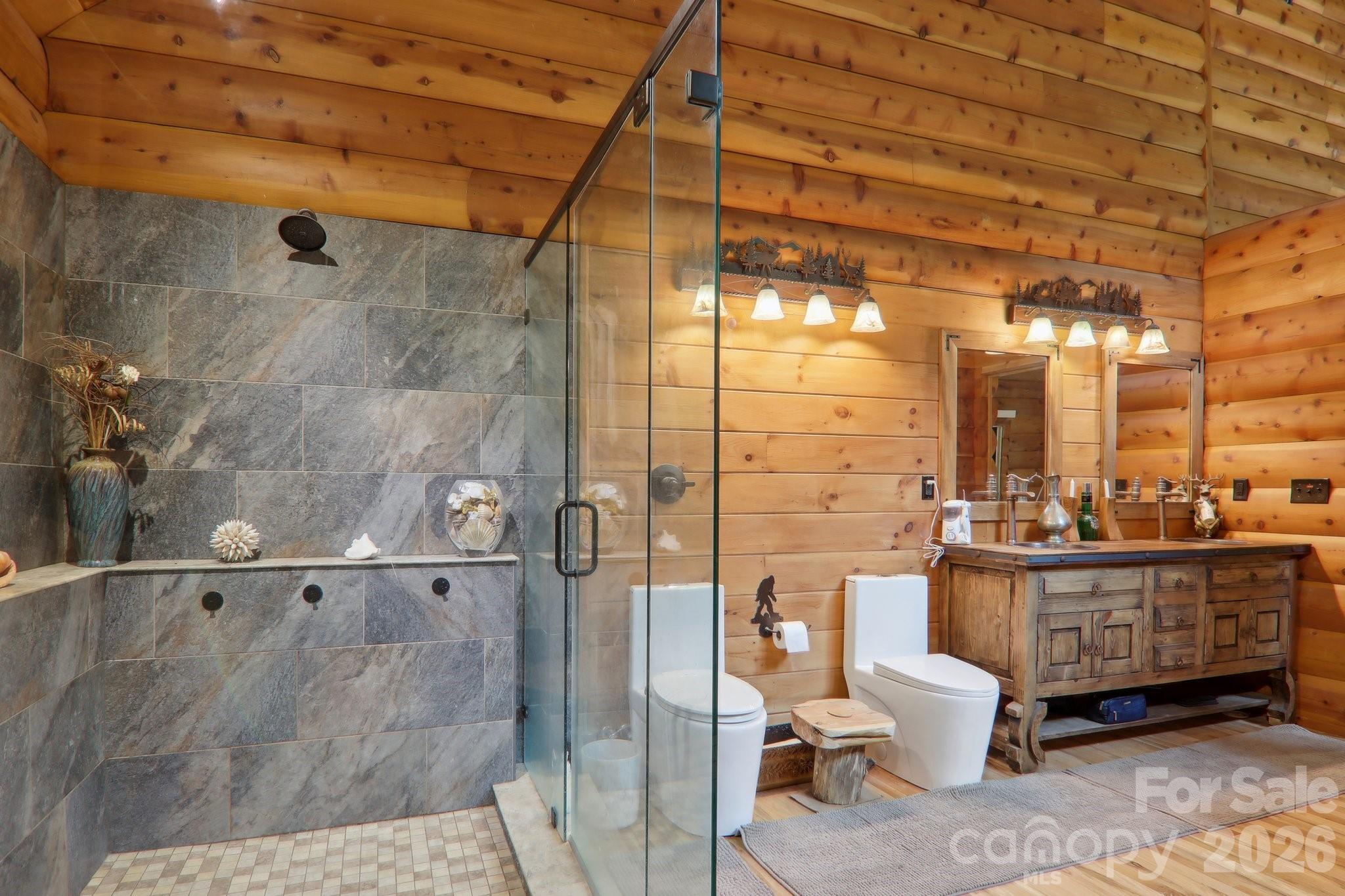 4501 Cove Creek Road Property Photo 23