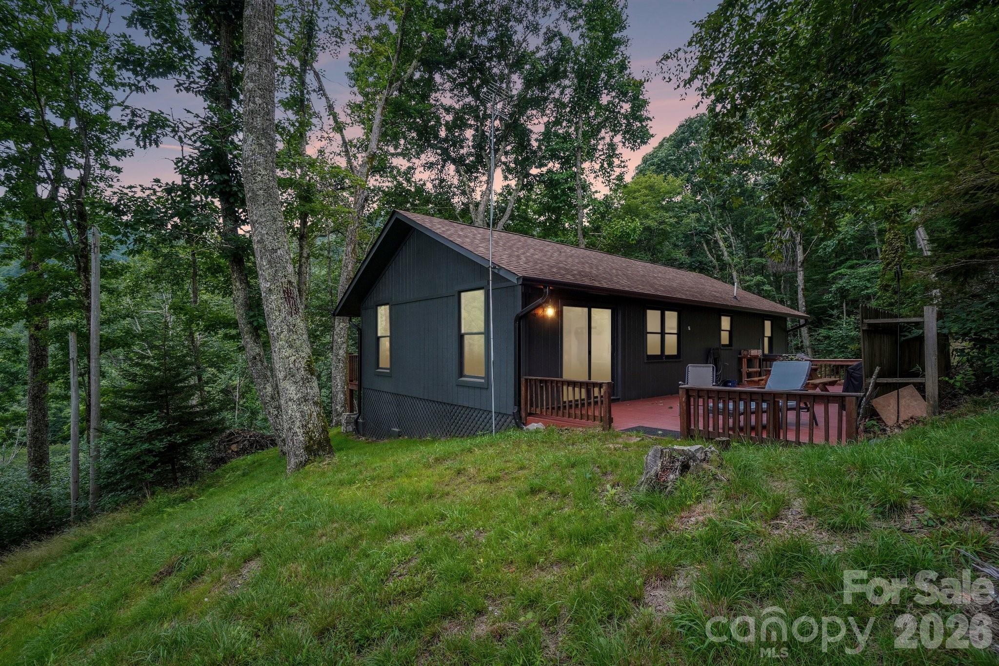 673 Chestnut Lane Property Photo 10