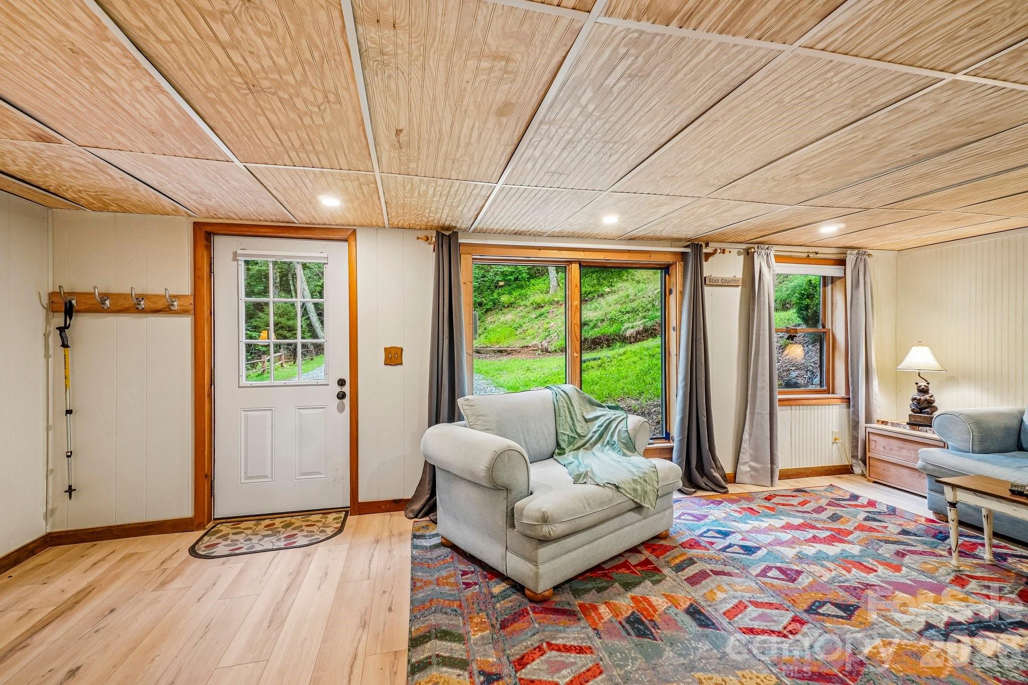 673 Chestnut Lane Property Photo 33