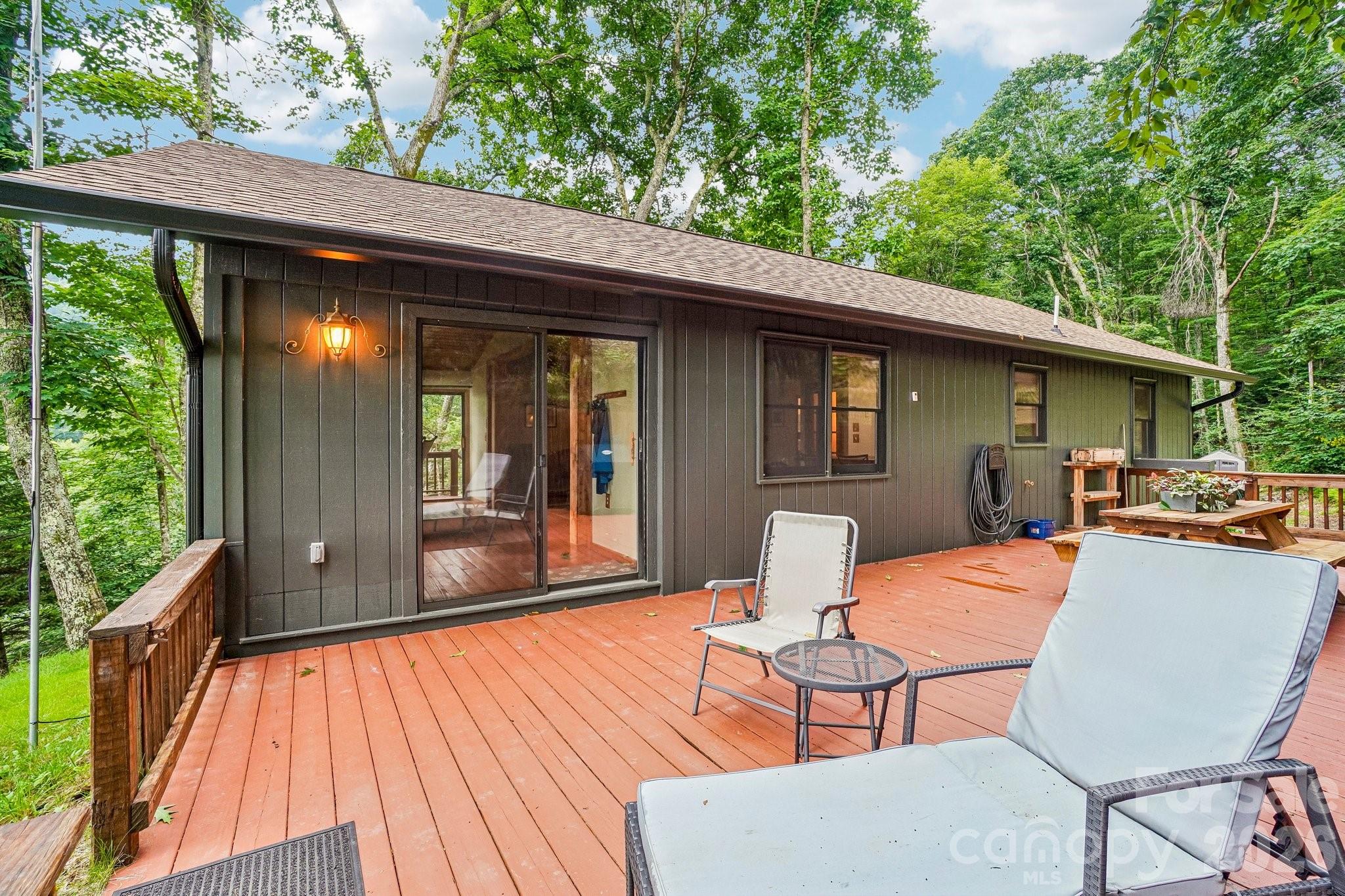 673 Chestnut Lane Property Photo 41