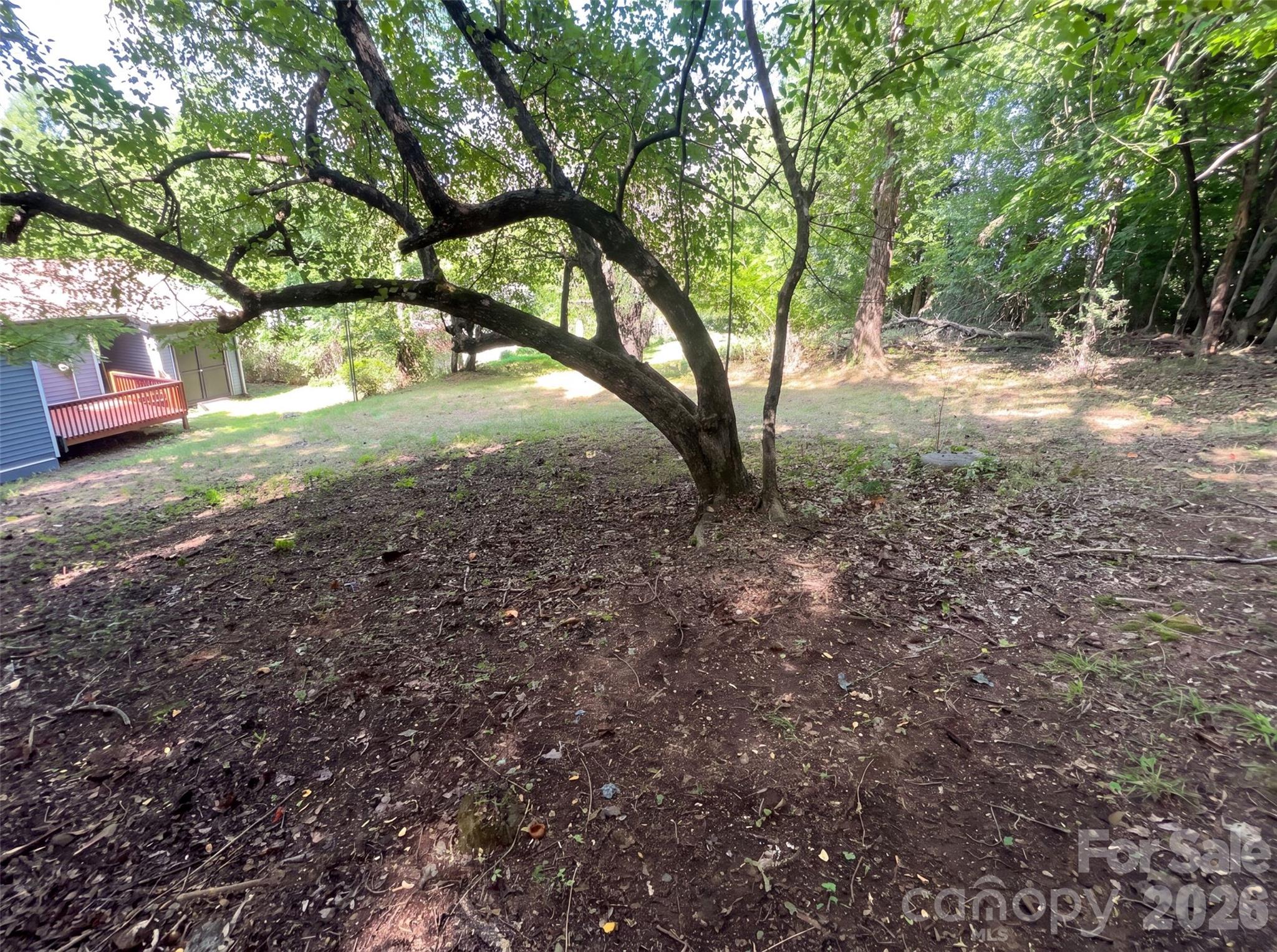 915 Kenham Place Property Photo 19