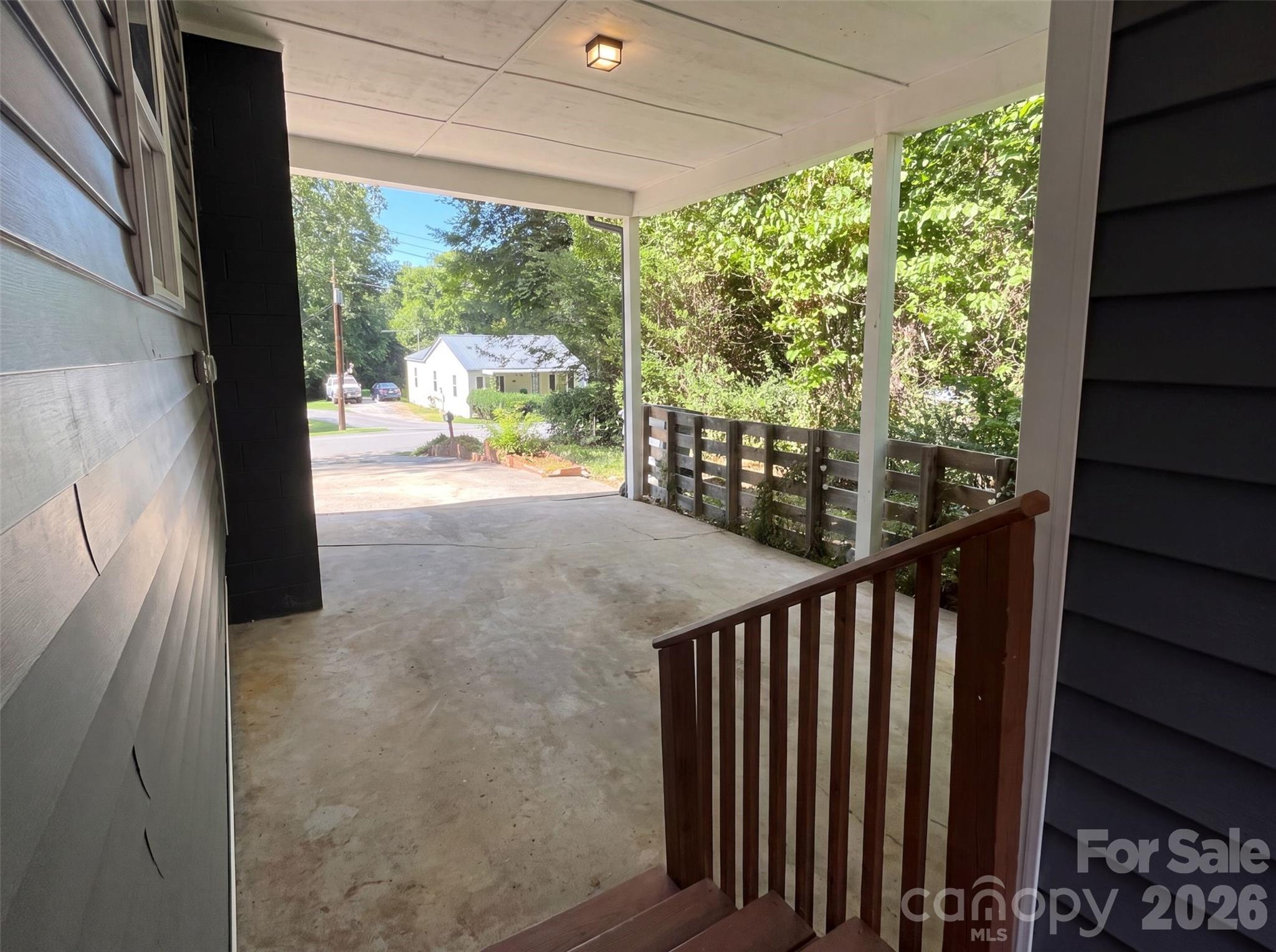 915 Kenham Place Property Photo 20