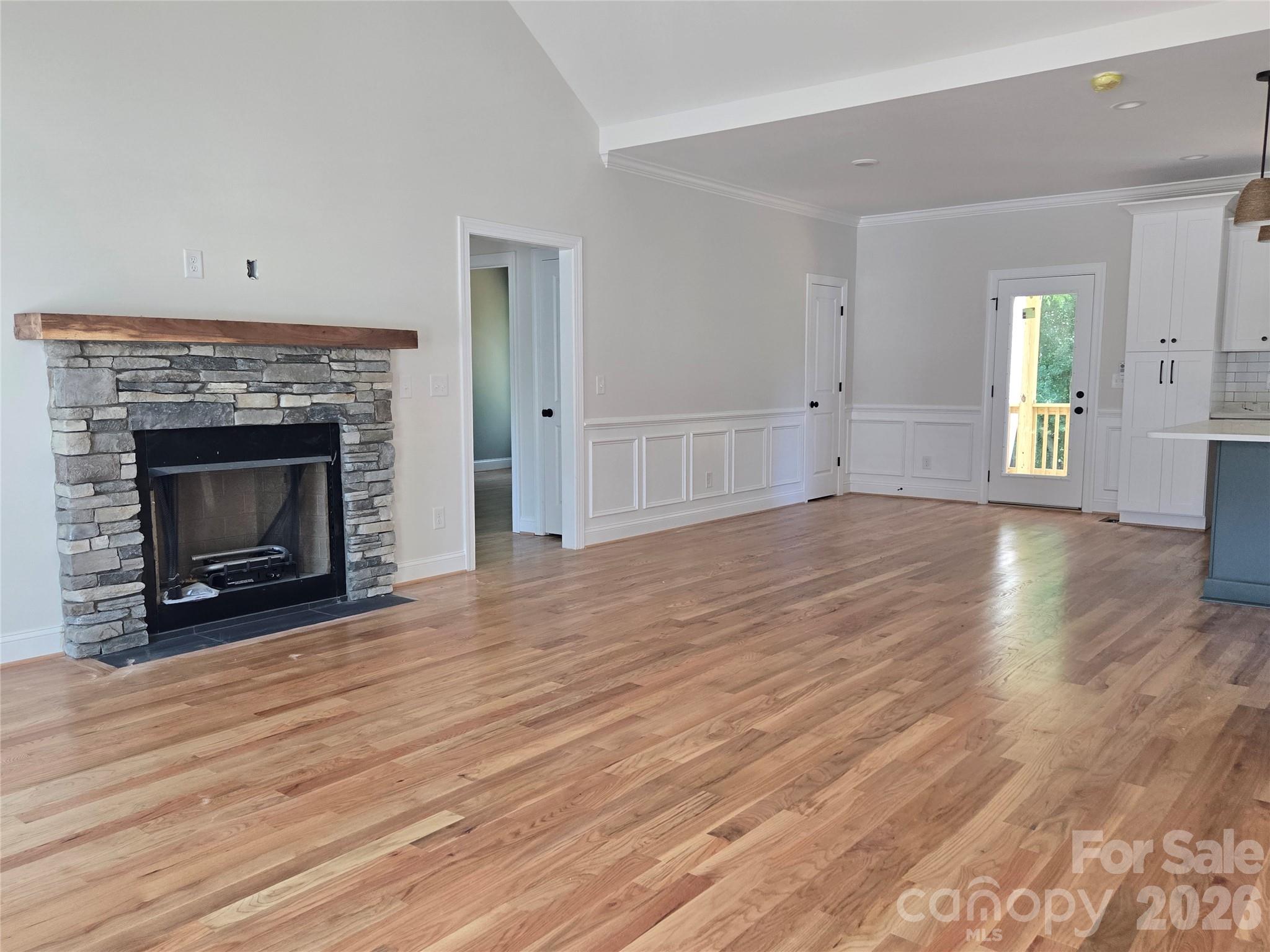 186 O Farrell Street Property Photo 6