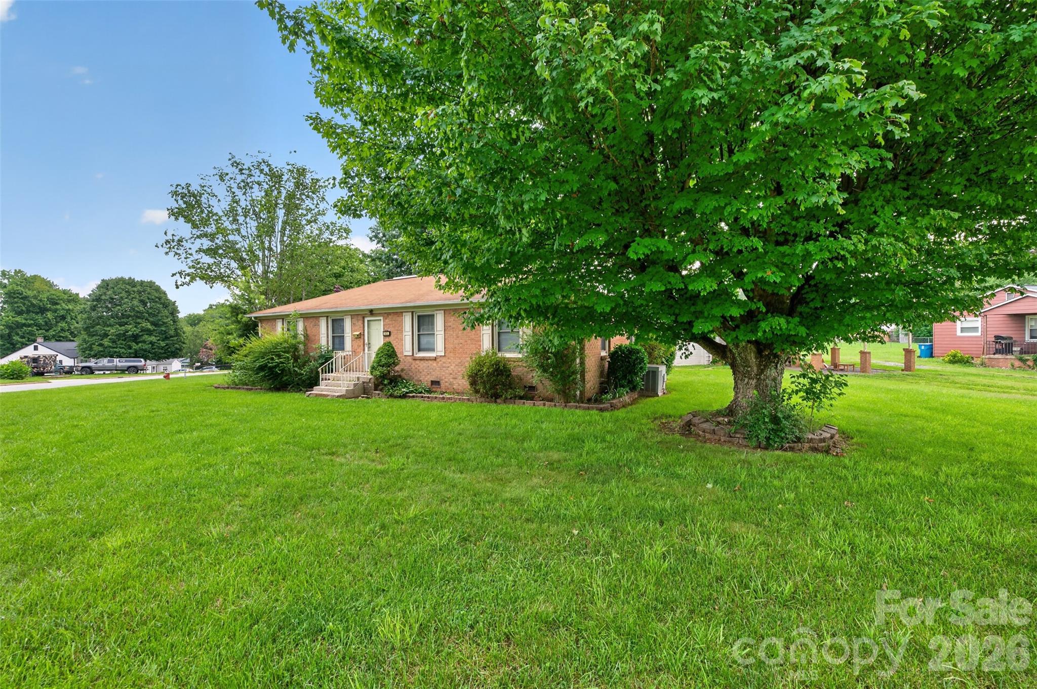 165 34th Street Property Photo 2