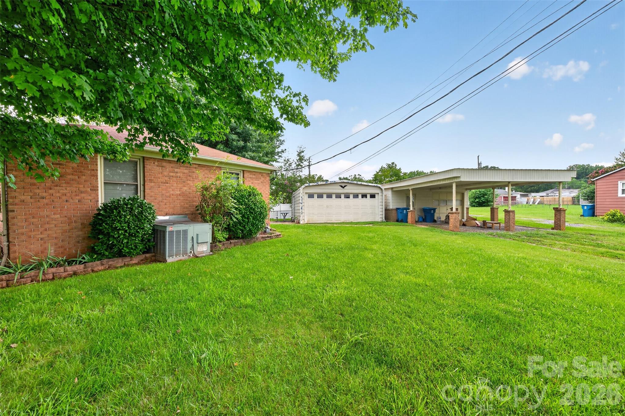 165 34th Street Property Photo 3