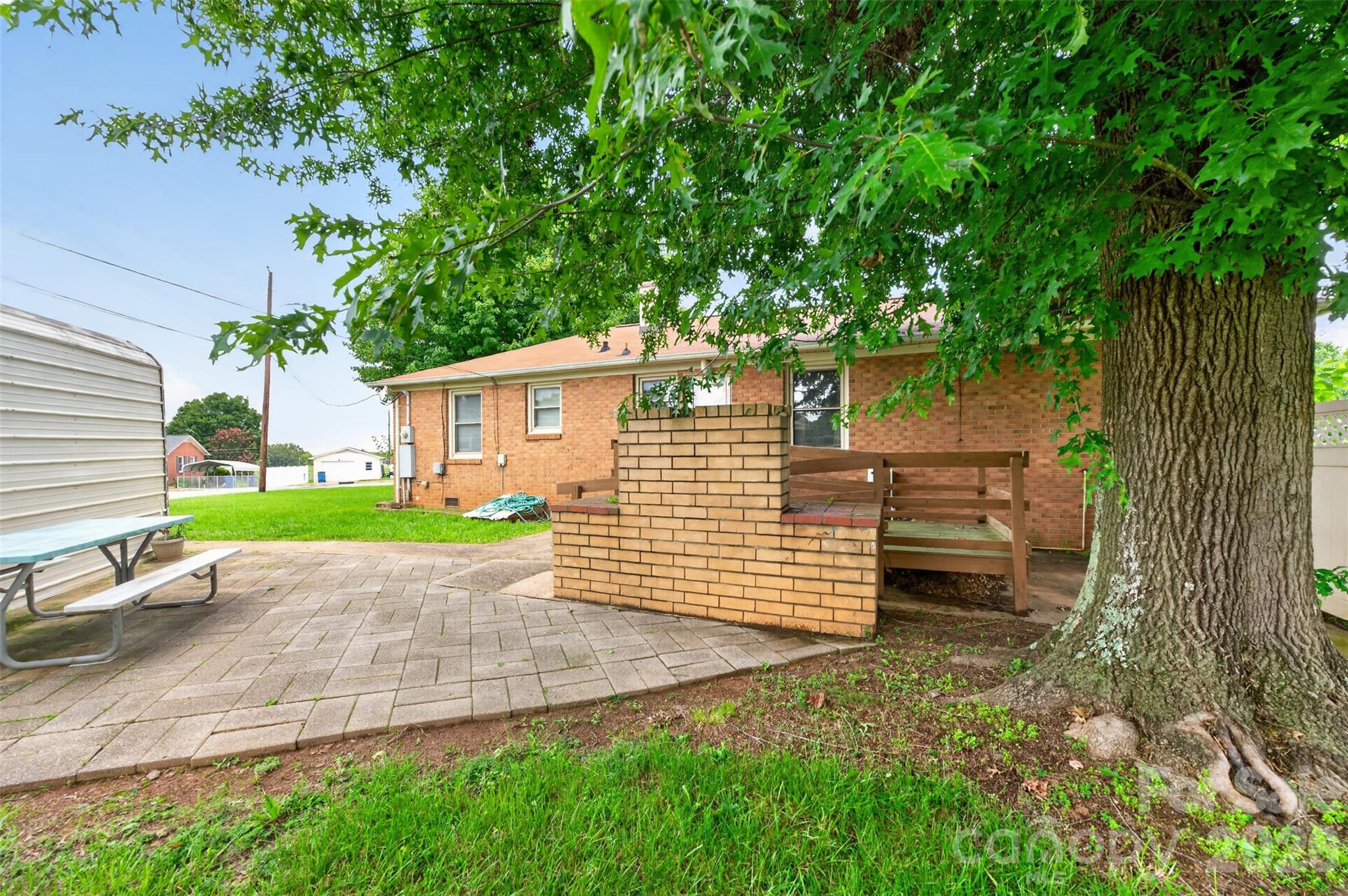 165 34th Street Property Photo 8