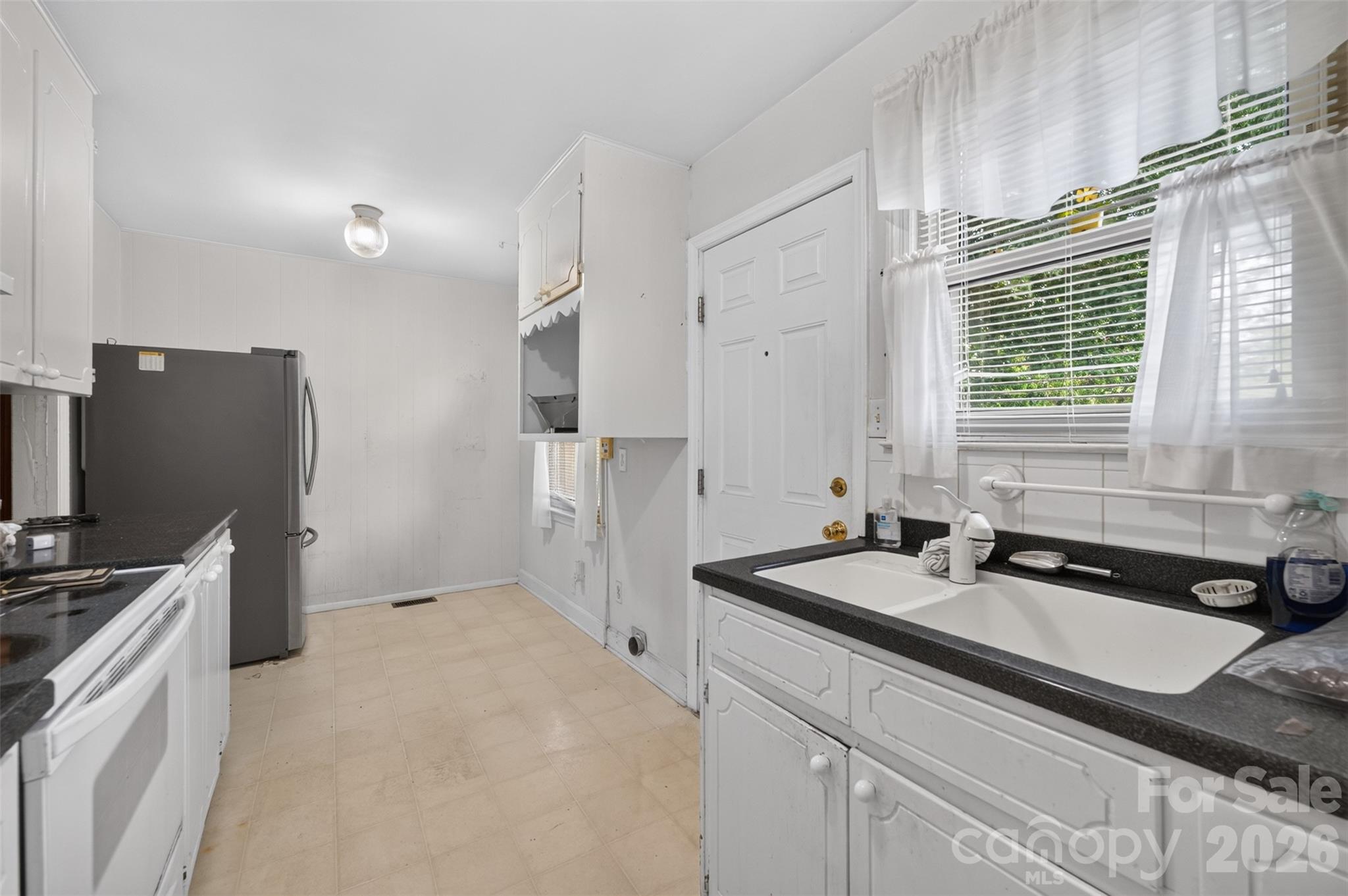 165 34th Street Property Photo 20