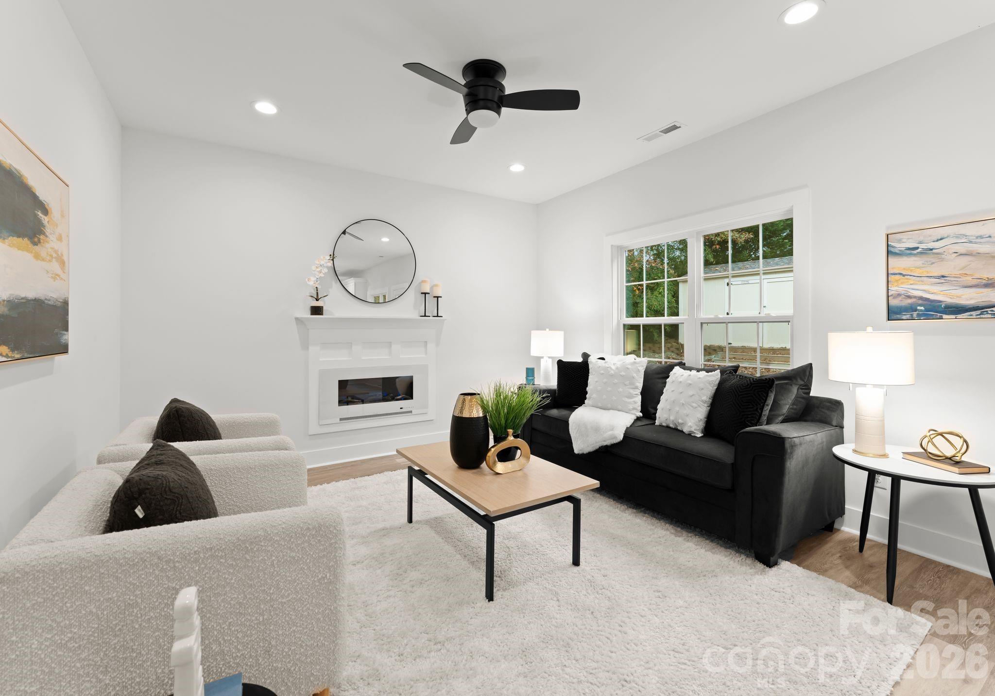 6923 Cascade Dream Court Property Photo 17