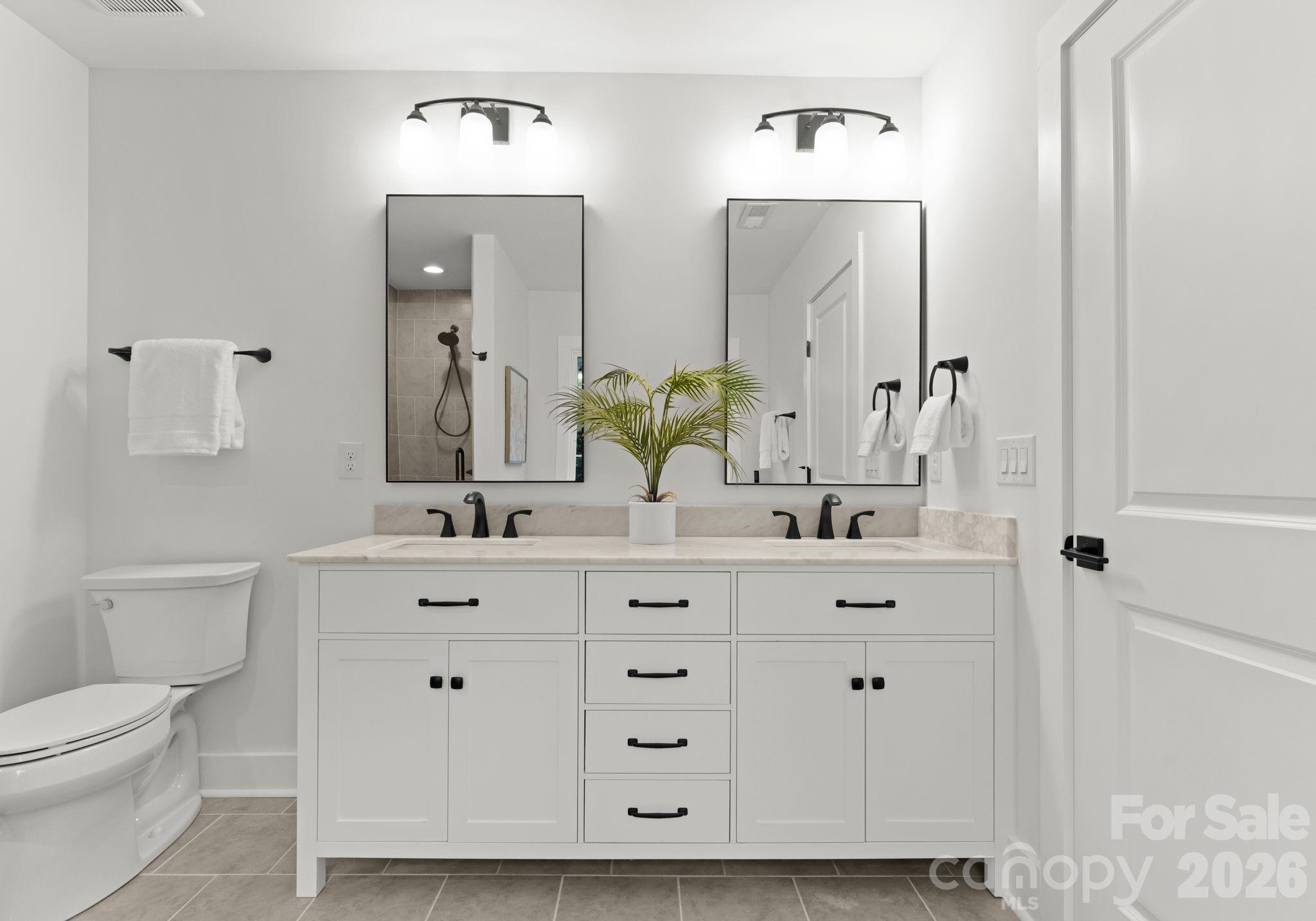6923 Cascade Dream Court Property Photo 27
