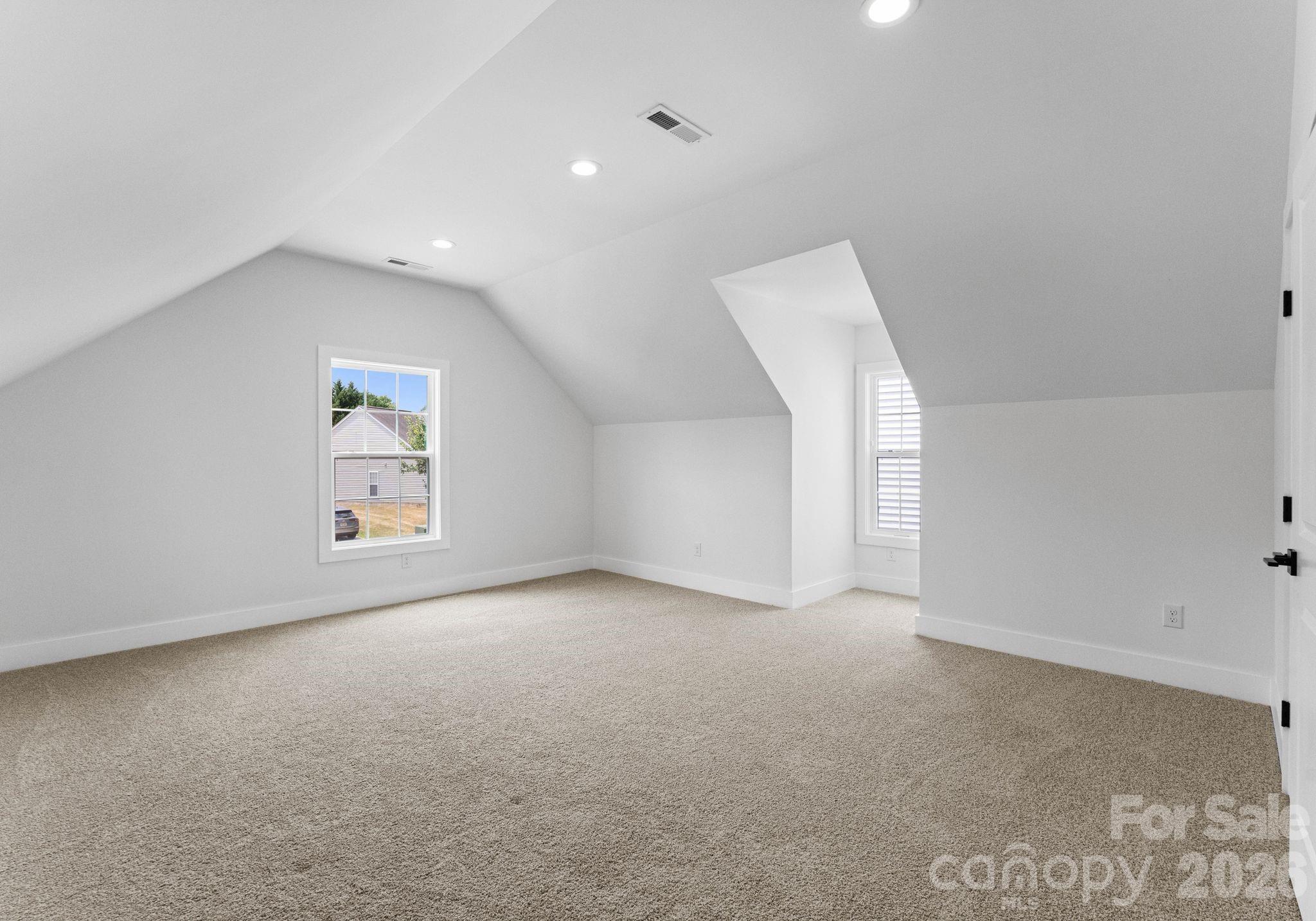 6923 Cascade Dream Court Property Photo 29