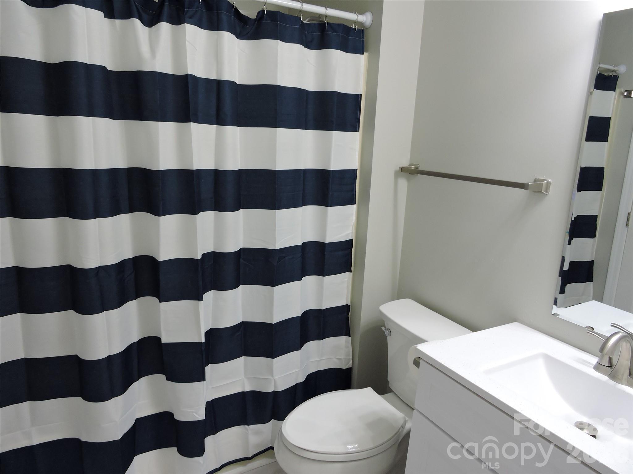3903 Florham Place Property Photo 9