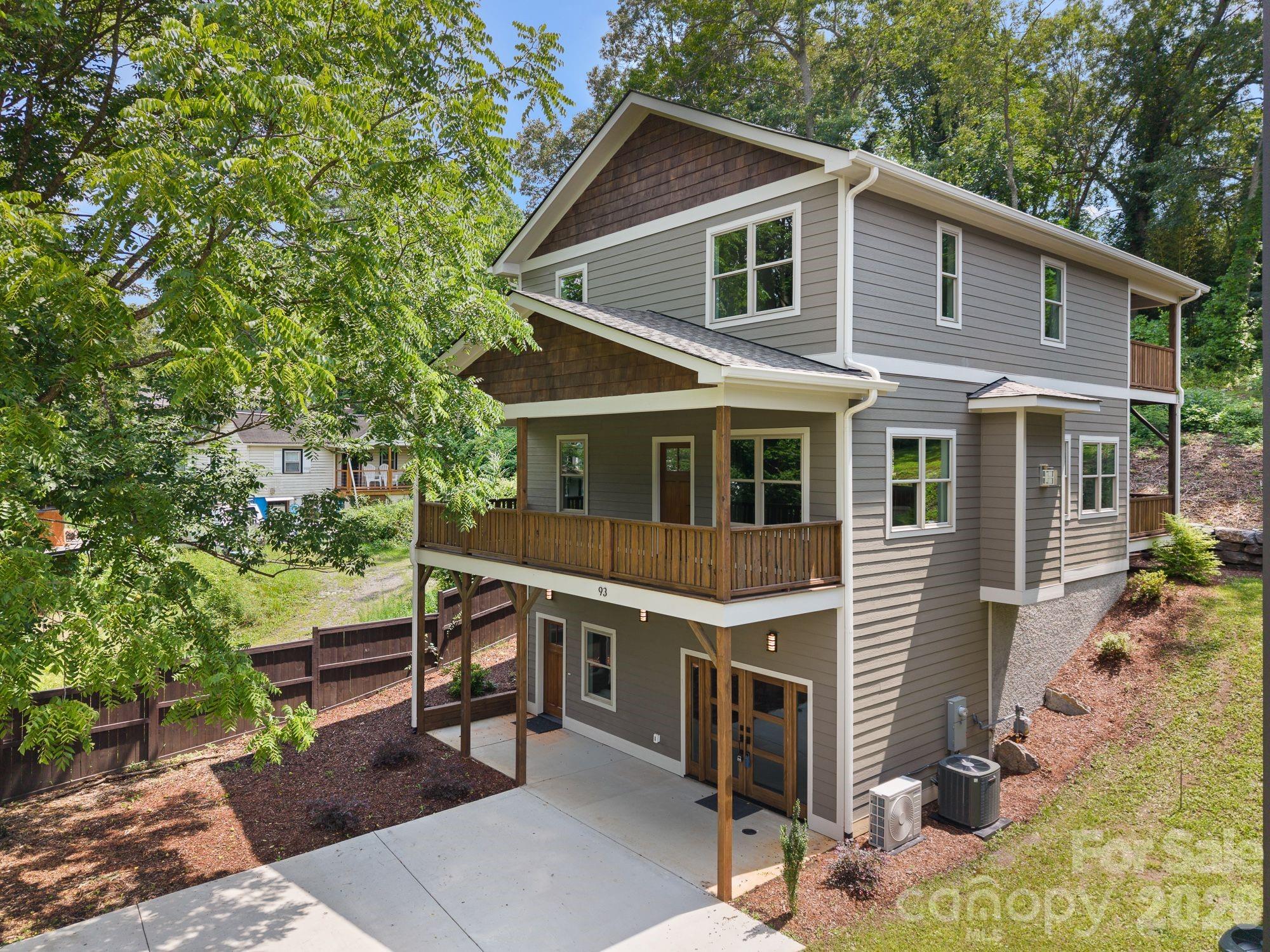 93 Glendale Avenue Property Photo 1