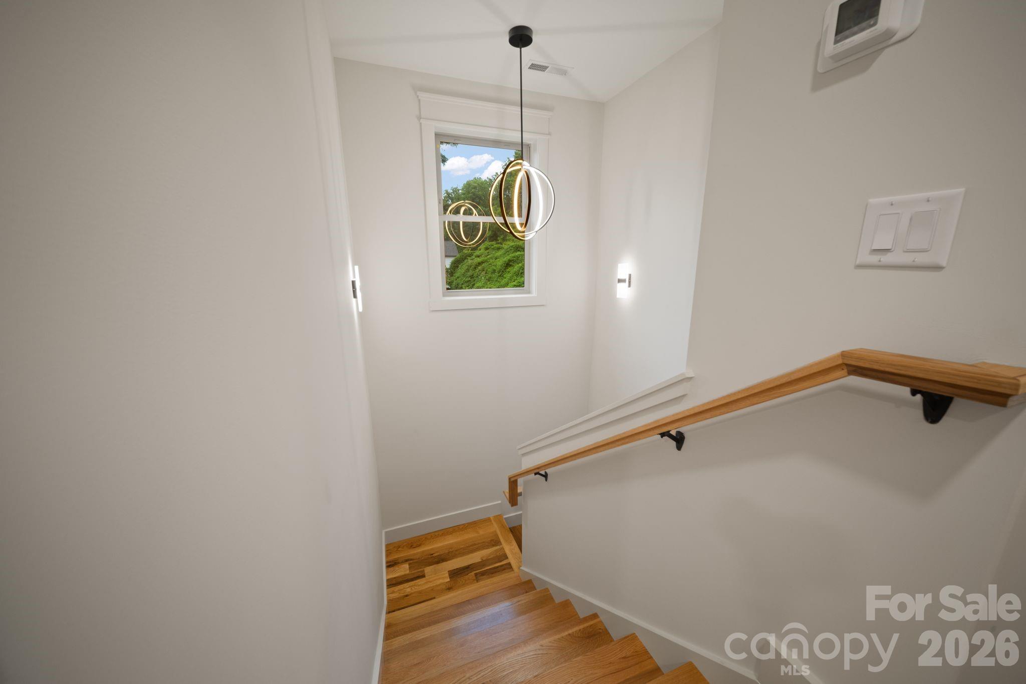 93 Glendale Avenue Property Photo 16