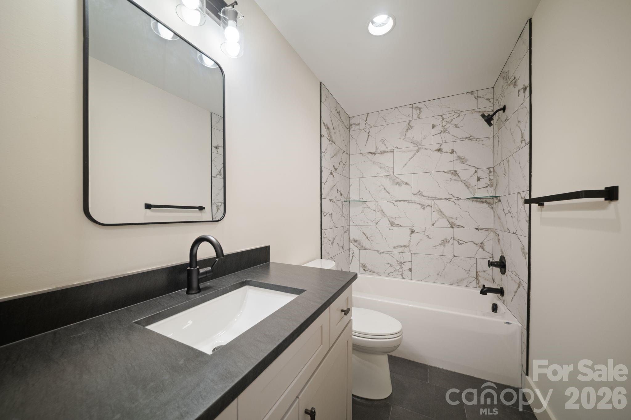 93 Glendale Avenue Property Photo 28