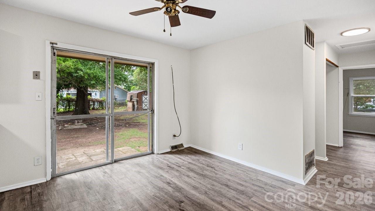 634 Kentbrook Drive Property Photo 8