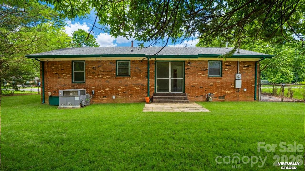 634 Kentbrook Drive Property Photo 28