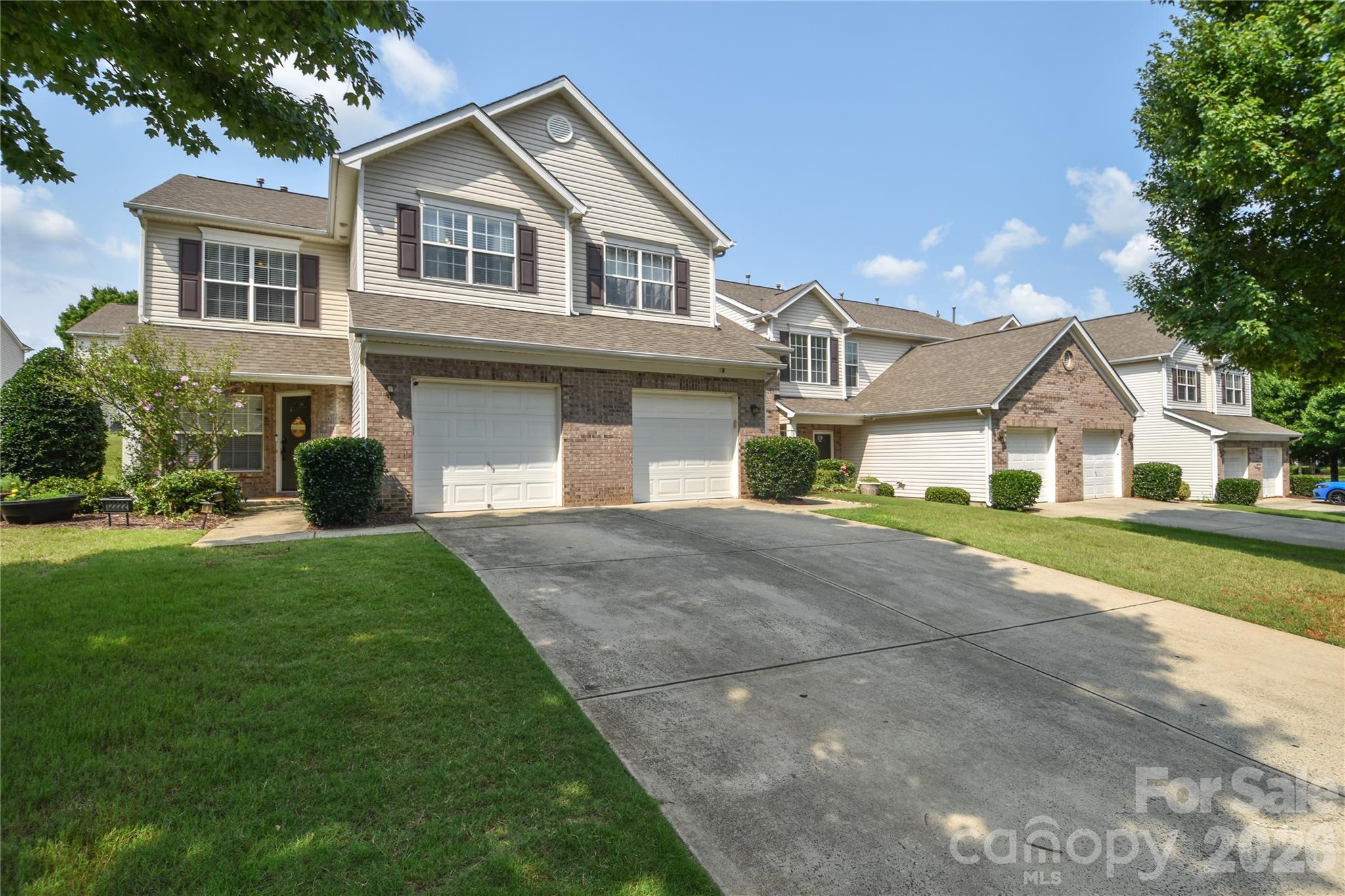 12222 Stratfield Place Circle Property Photo 1