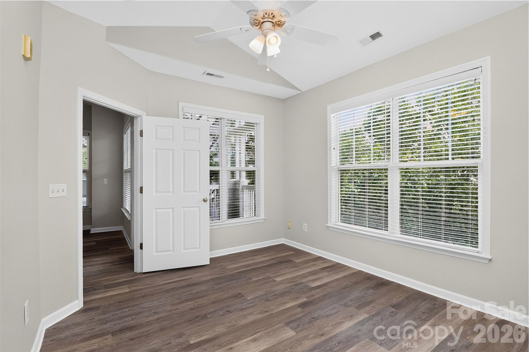 18736 Nautical Drive 301 Property Photo 25
