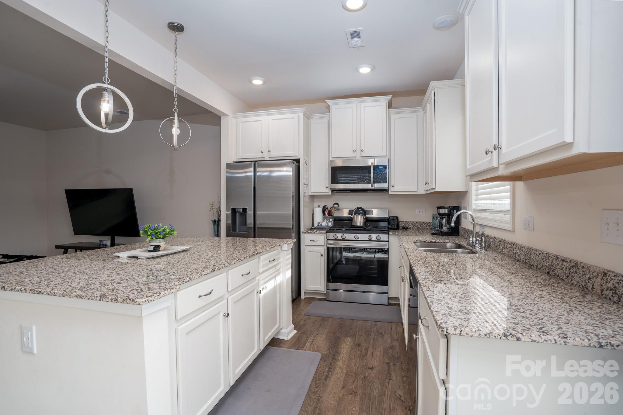 8119 Sheffield Drive Property Photo 8
