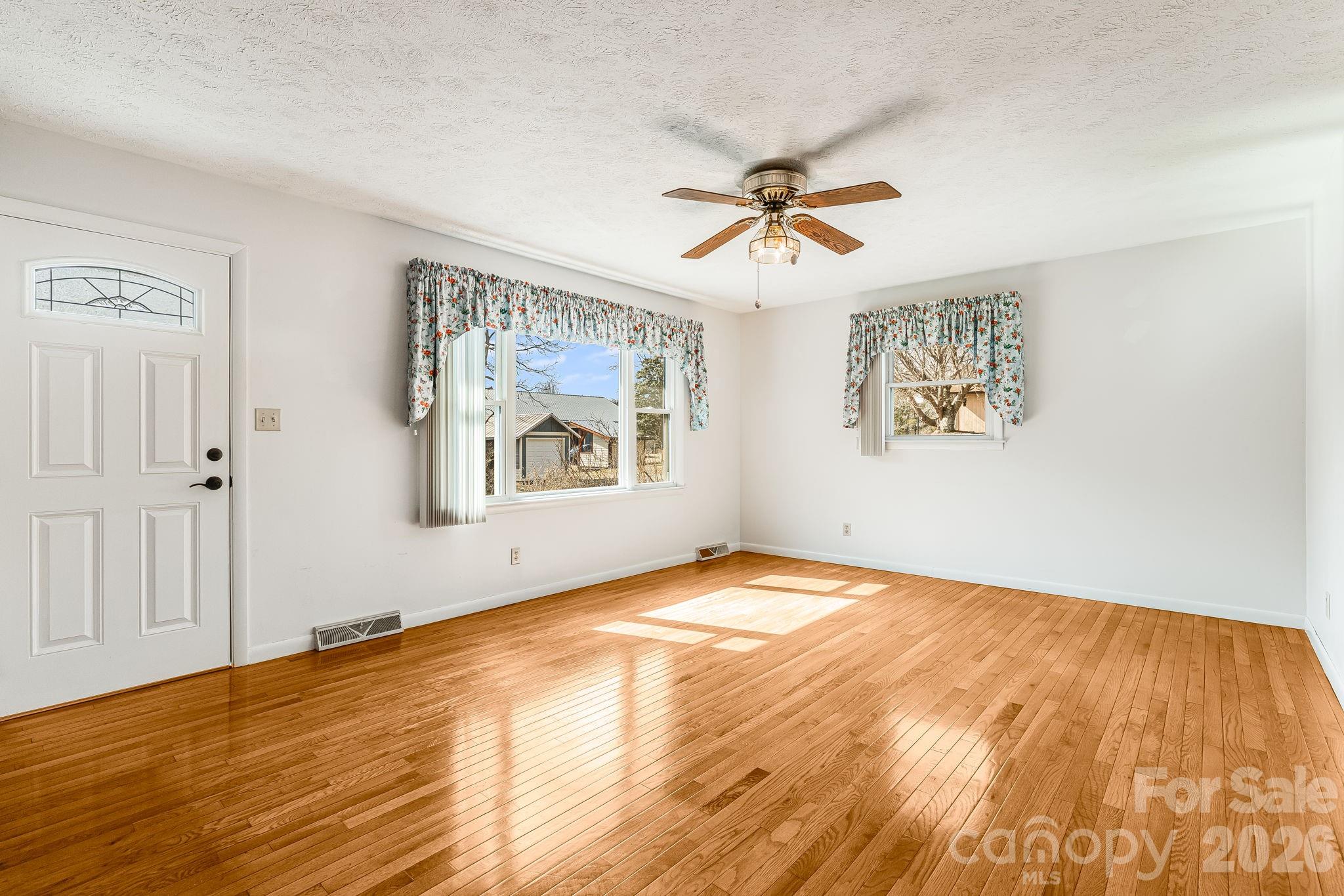 20 Ridge Cross Road Property Photo 9